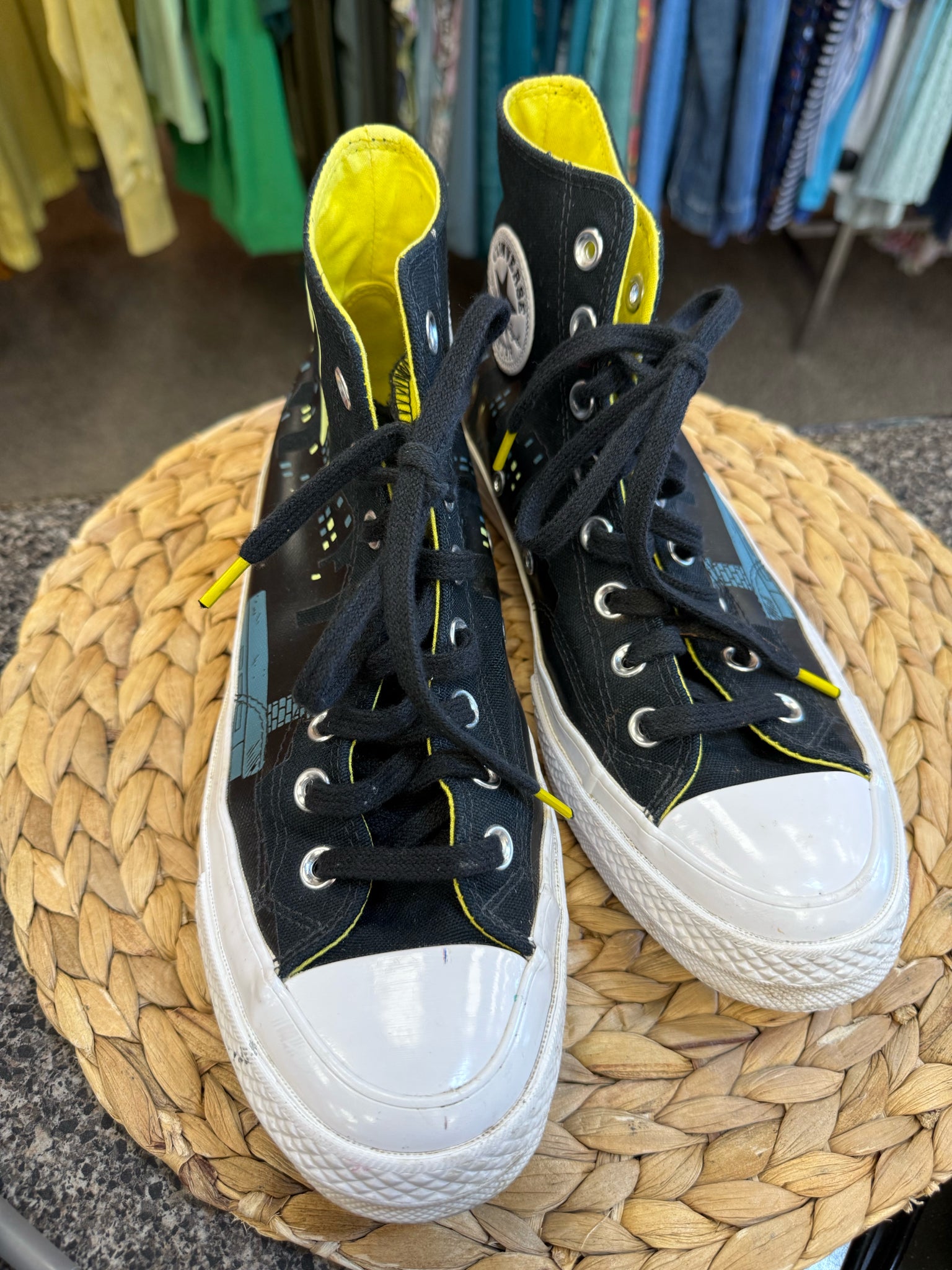Pre-owned CONVERSE Black Yellow SHOE SIZE 7.5 MENS Designer Sneaker