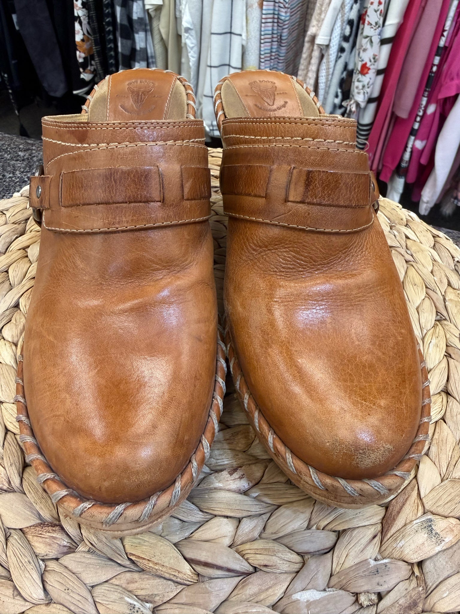 Pre-owned FRYE Brown Size 8.5 Shoe