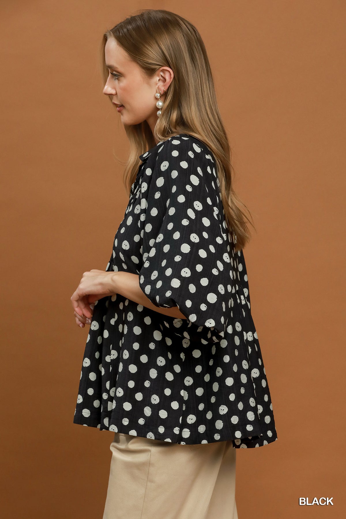 New UMGEE Black polka Size: S Short Sleeve Blouse