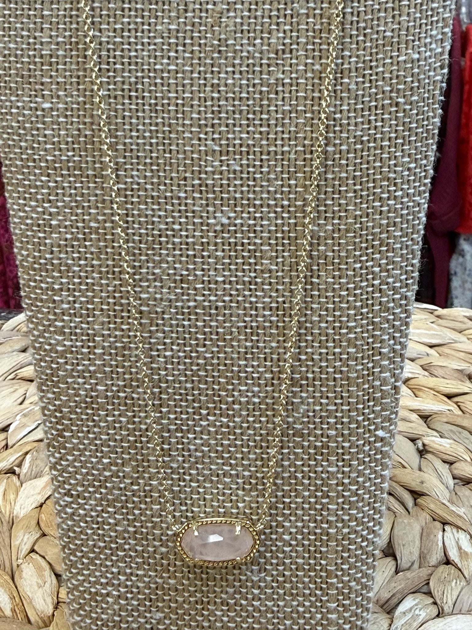 New with Tag KENDRA SCOTT Gold Pink Designer Necklace