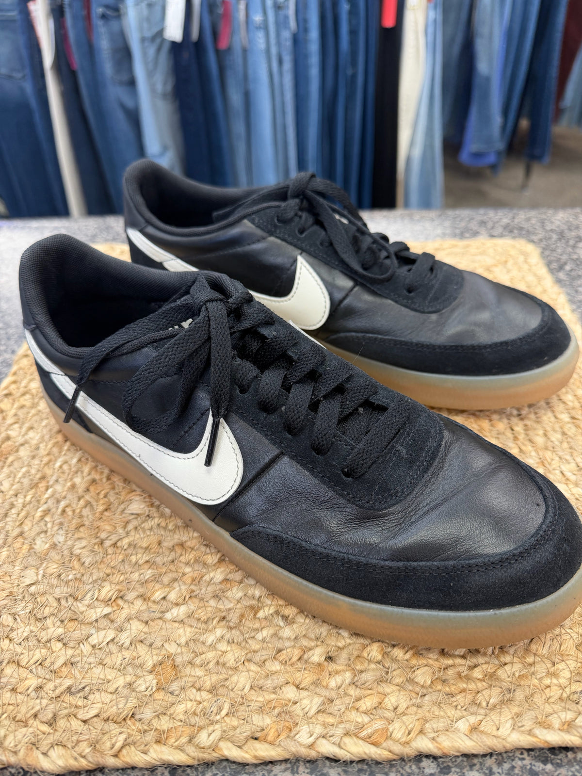 Pre-owned NIKE Black Off-white SHOE SIZE 9.5 MENS Sneakers