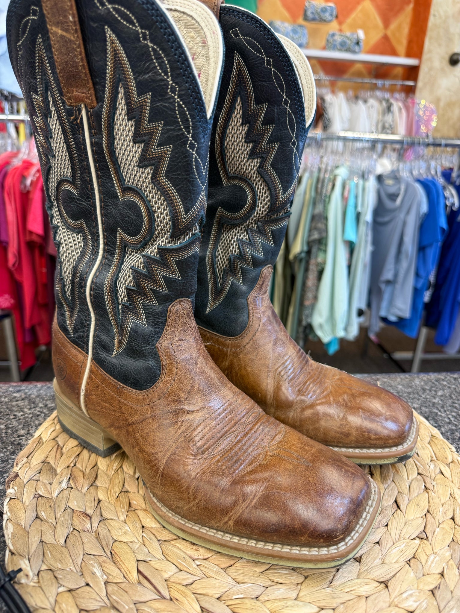 Pre-owned ARIAT Brown Navy SHOE SIZE 7 Mens Designer Boot