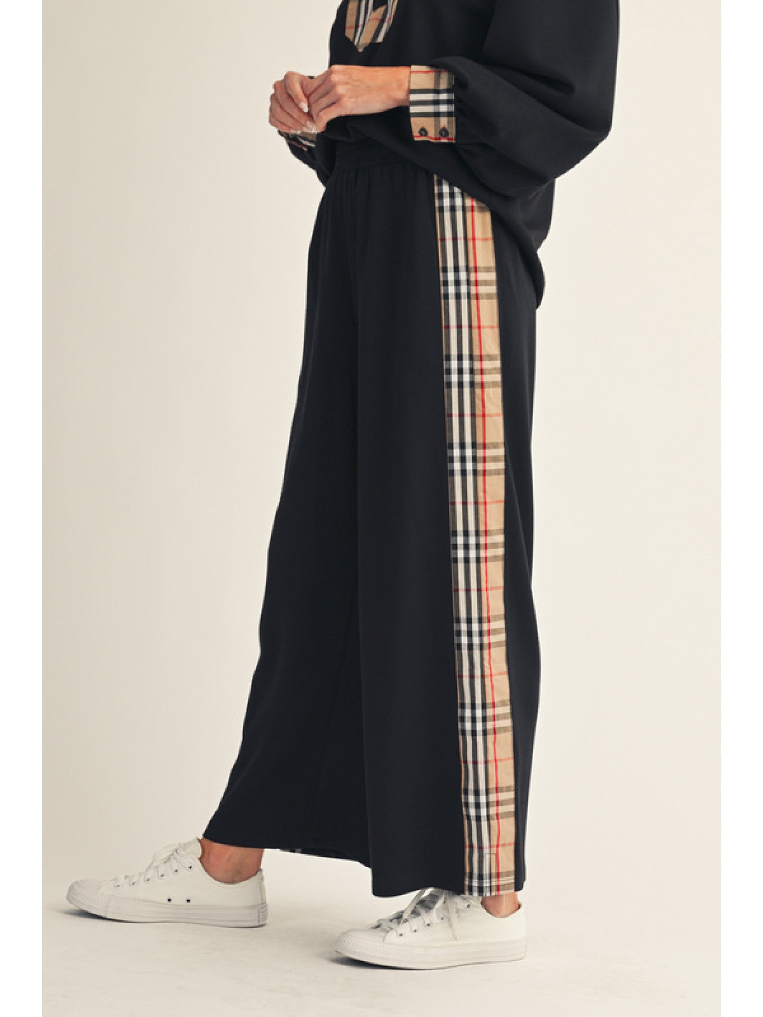 New JODIFL Black Plaid Trim Dr Size S Long Sleeve PantSet