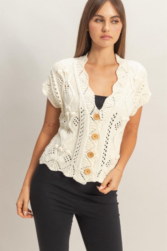 New HYFVE Cream Size S Short Sleeve Sweater