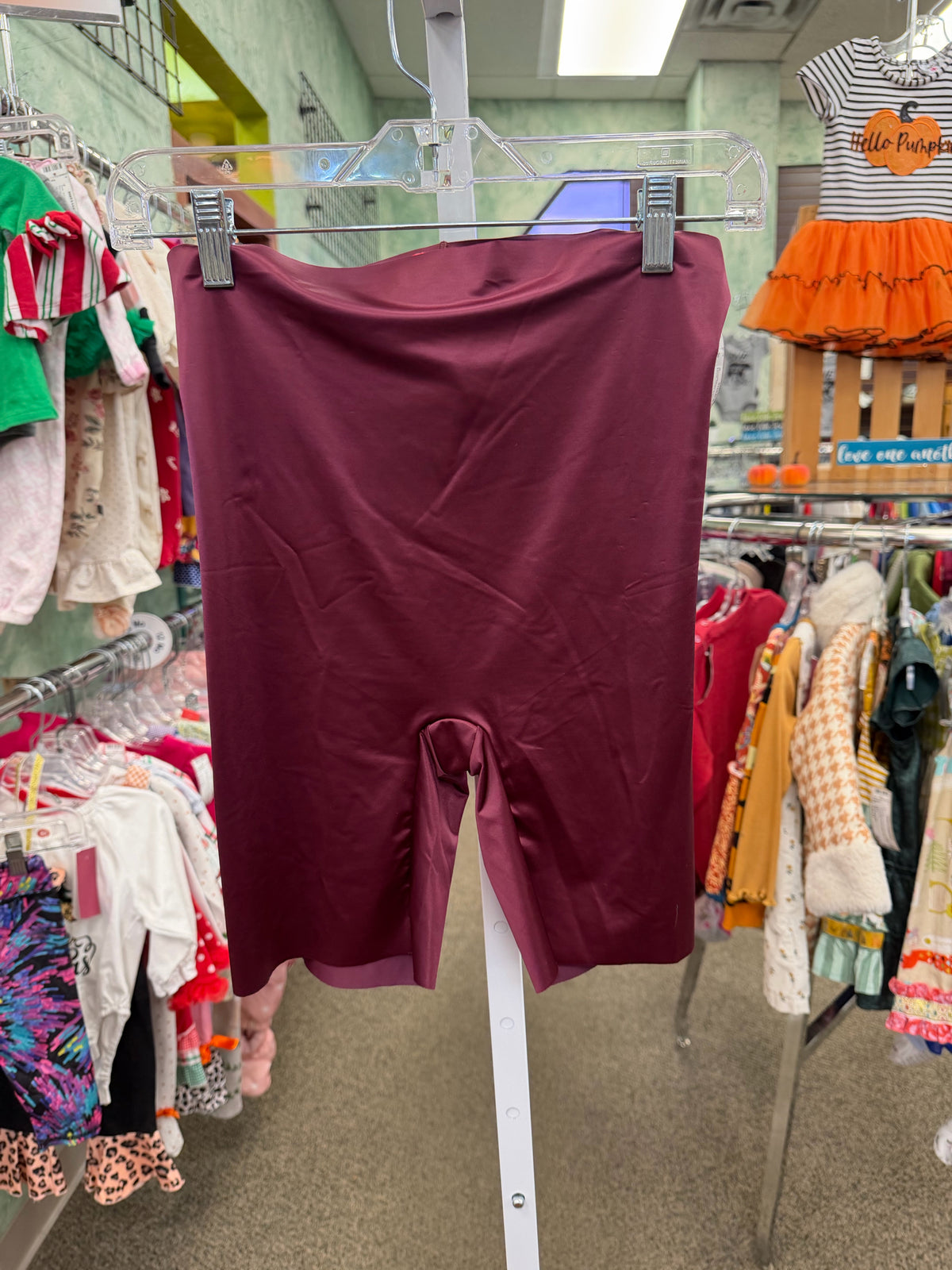 New with Tag Spanx Burgundy Size 10 Shorts
