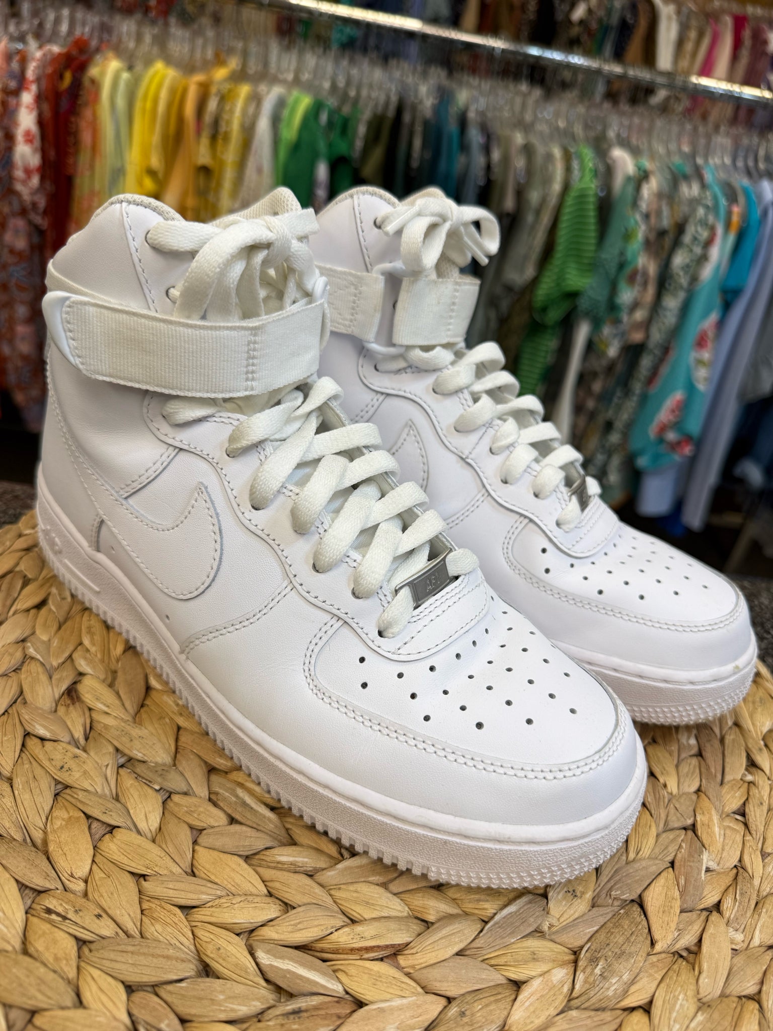 Pre-owned NIKE AIR FORCE White Size 8 Designer Sneaker