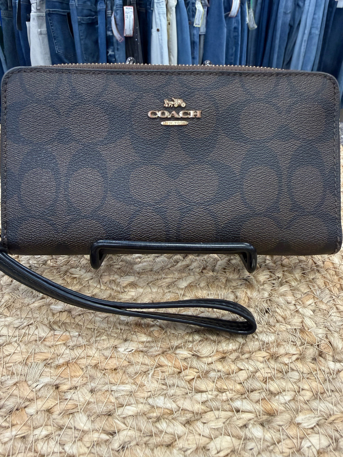 Pre-owned COACH Dark brown Gold Trim WALLET SIZE M Wallet