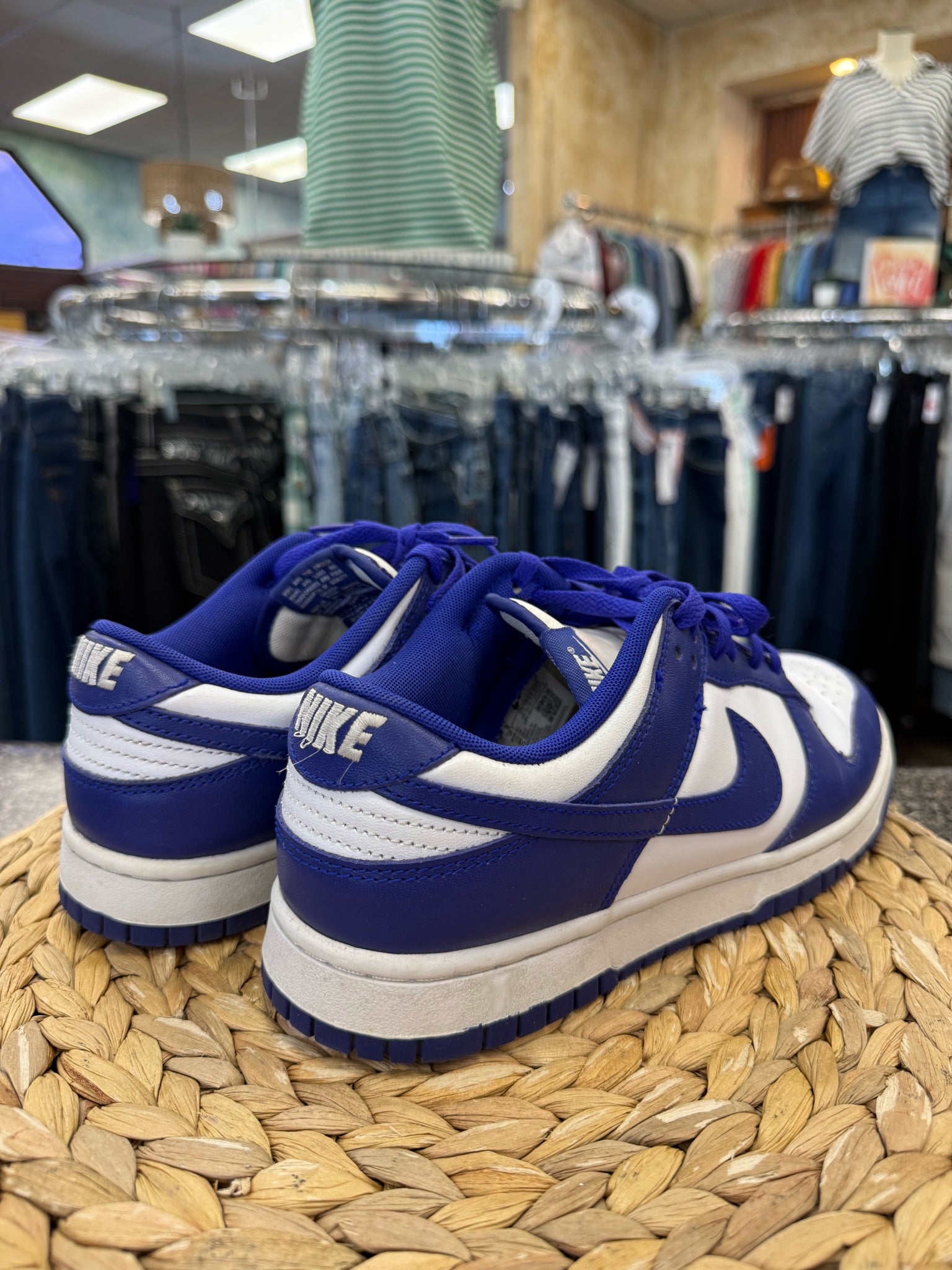 Pre-owned NIKE Blue White SHOE SIZE 8 MENS Designer Sneaker