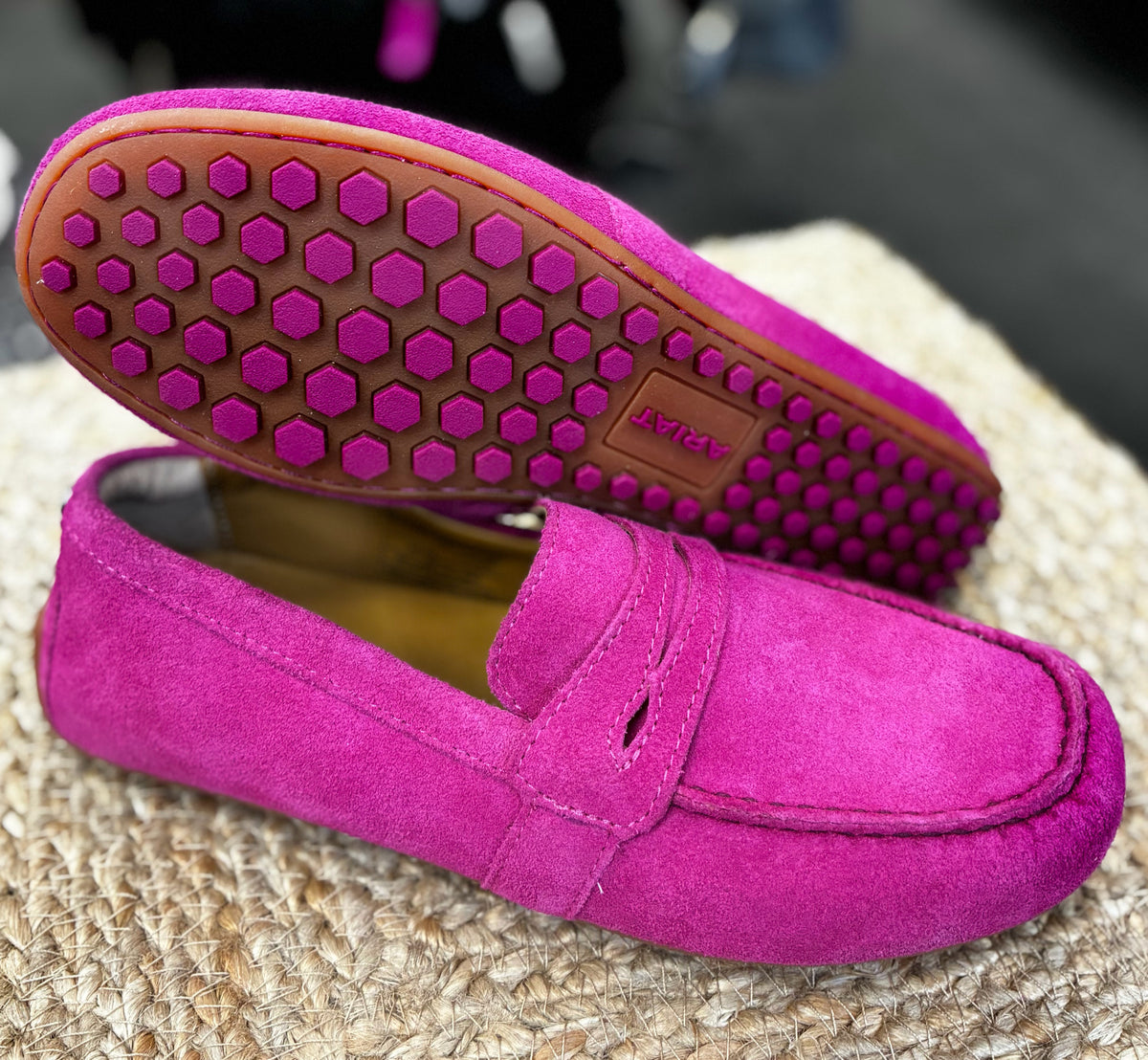 New Without Tag ARIAT Hot pink Size 7 Designer Shoe
