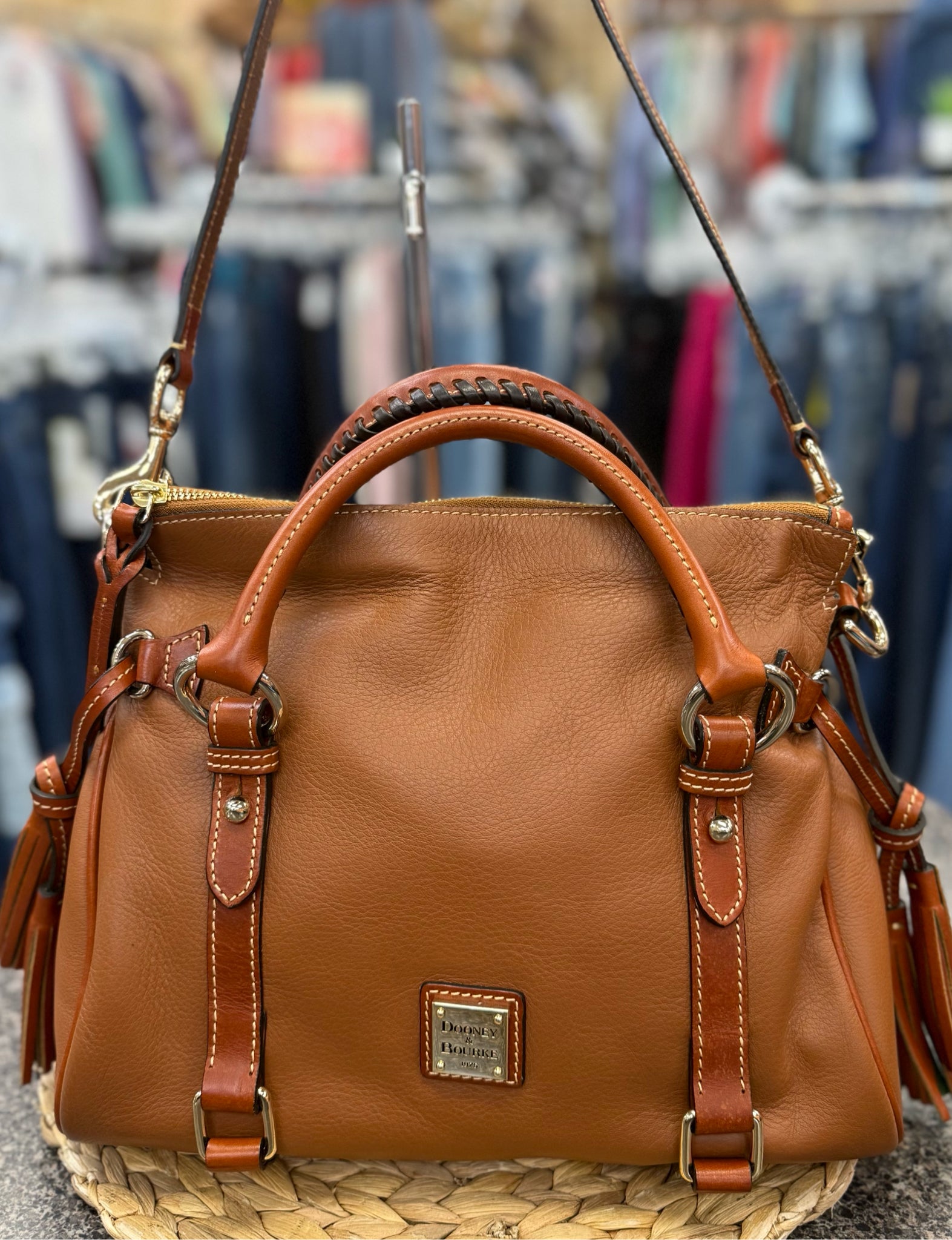 Pre-owned DOONEY&BOURKE Brown Dark Brown Trim Shoulder Designer Purse