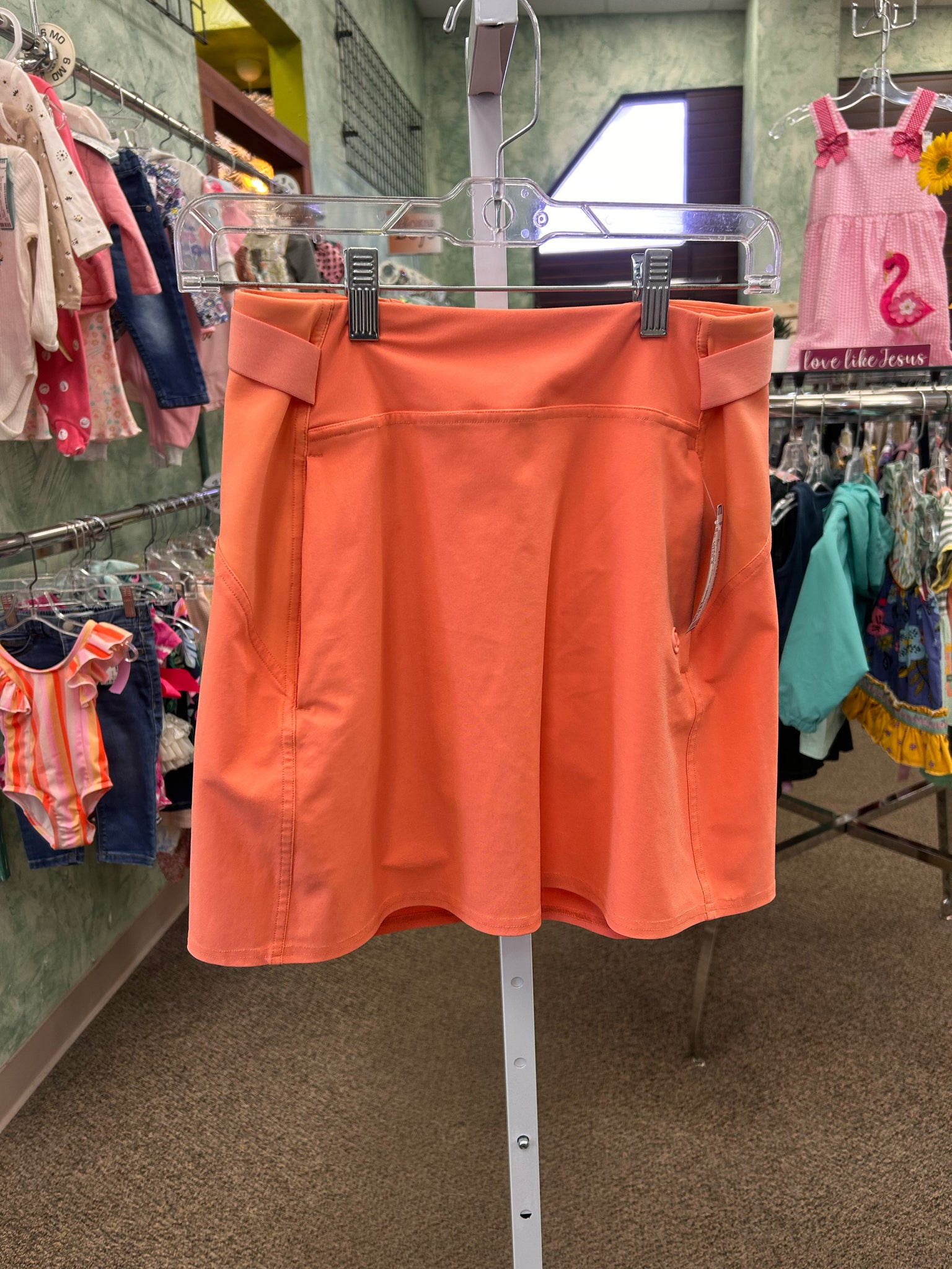 Pre-owned Lululemon Peach Size: 4 Skort