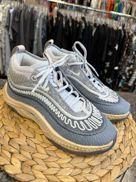 Pre-owned NIKE Navy blend Gray Blend Size 8 Sneaker