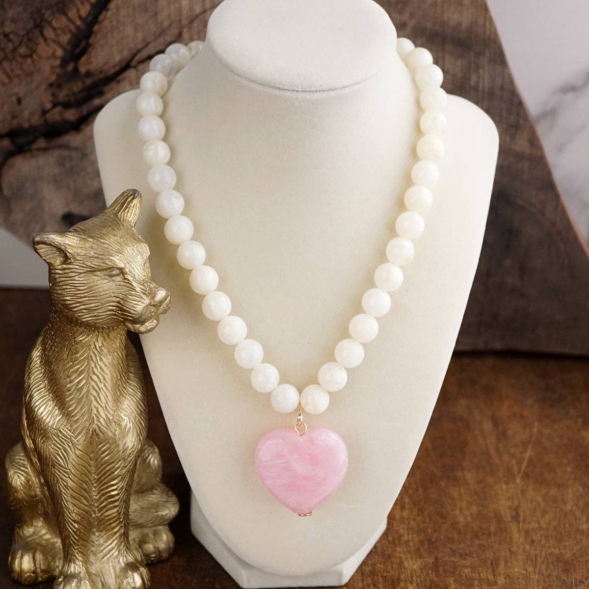 Chunky Statement Necklace – Chunky Beaded Heart Pendant Necklace: Turquoise