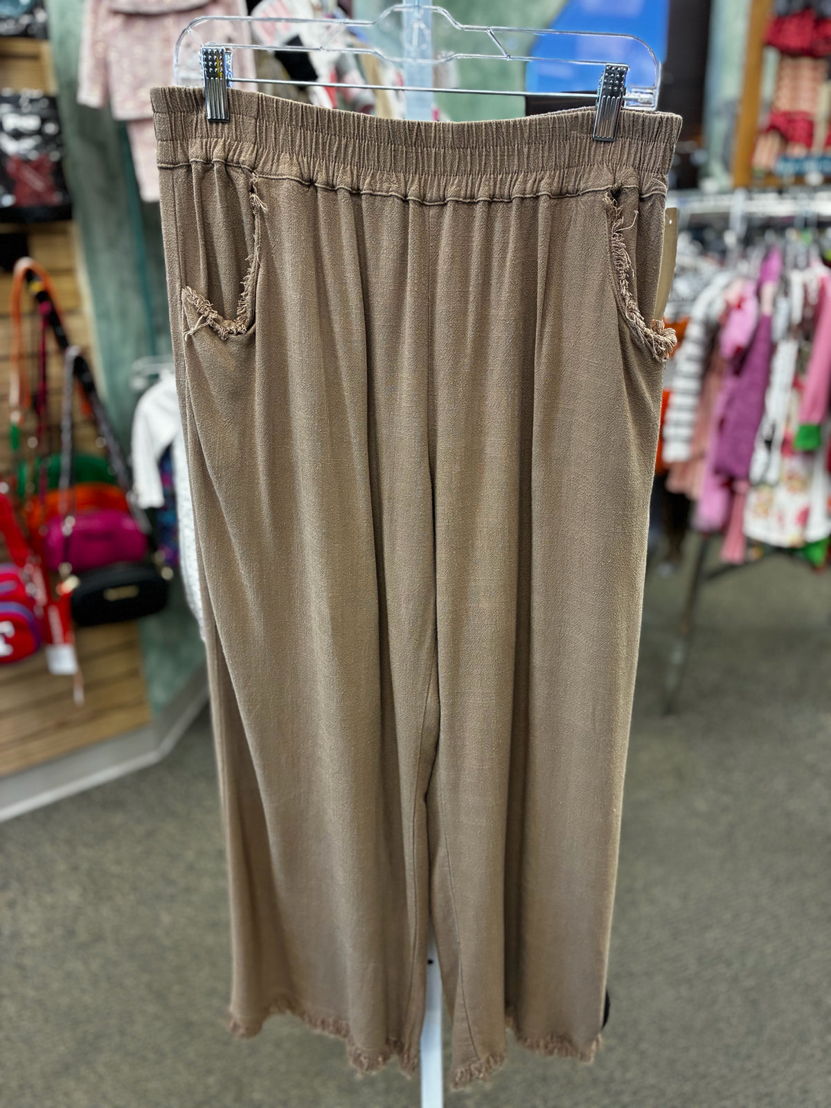 Pre-owned UMGEE Tan Size 10 Pants