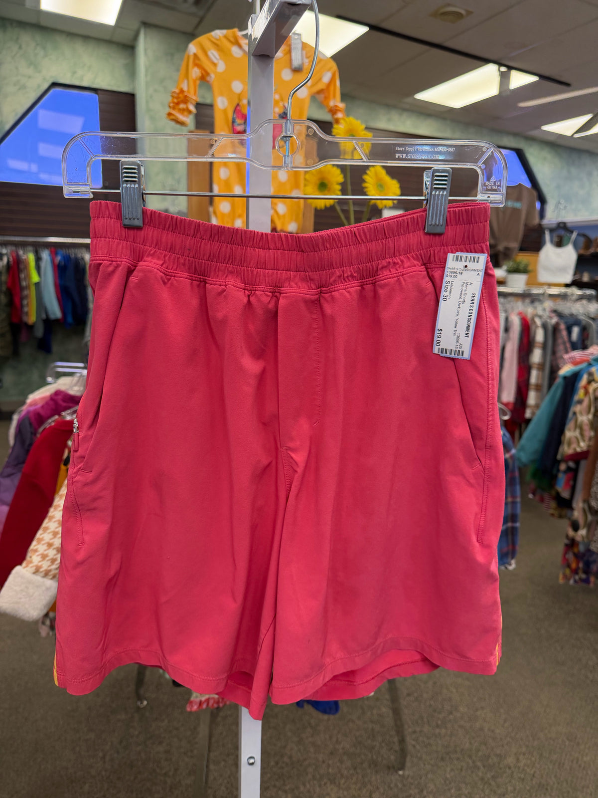 Pre-owned Lululemon Dark pink Yellow Trim Mens Size 30 Mens Shorts