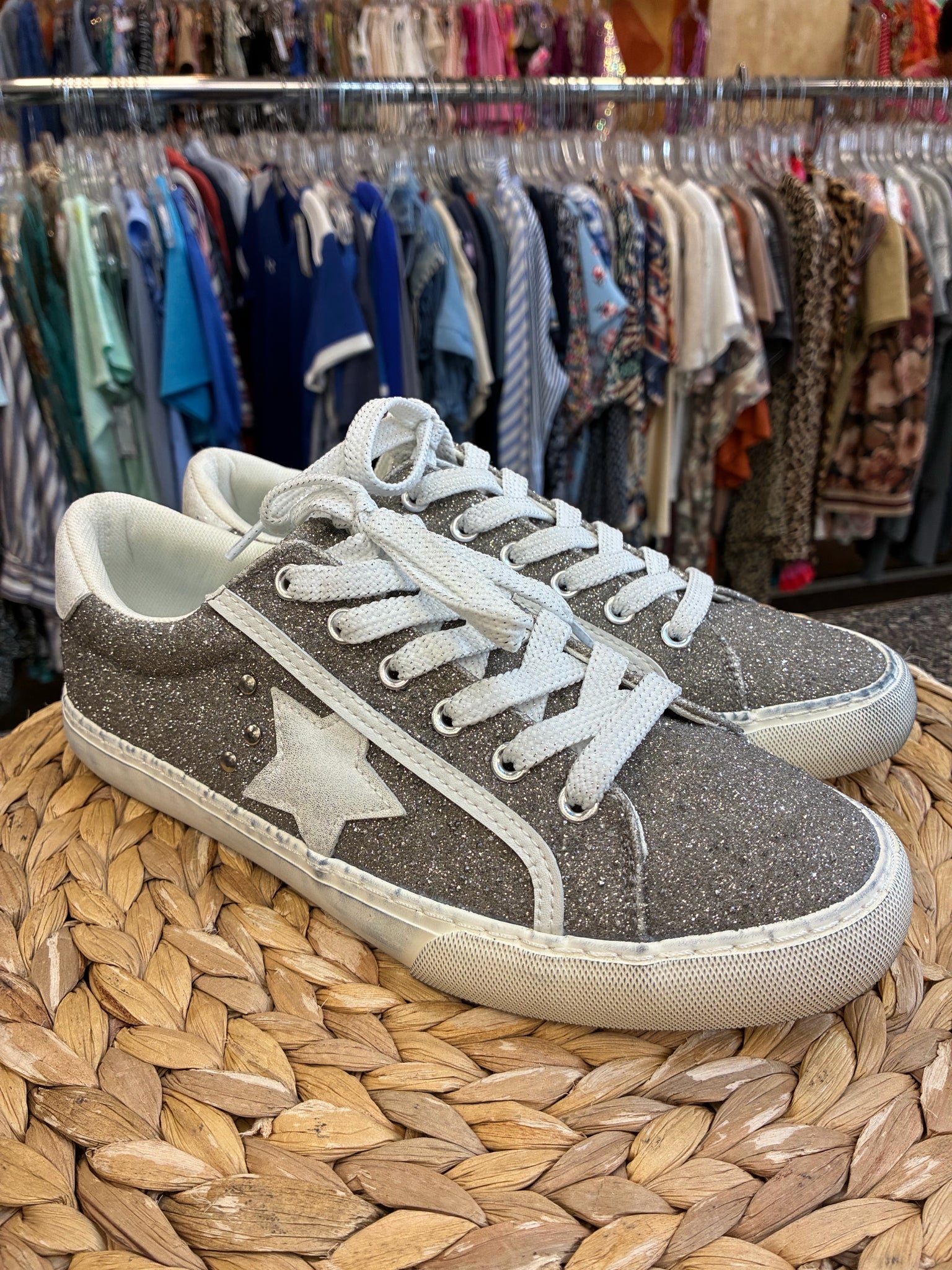 Pre-owned CORKYS Silver White Trim Size 9 Sneaker