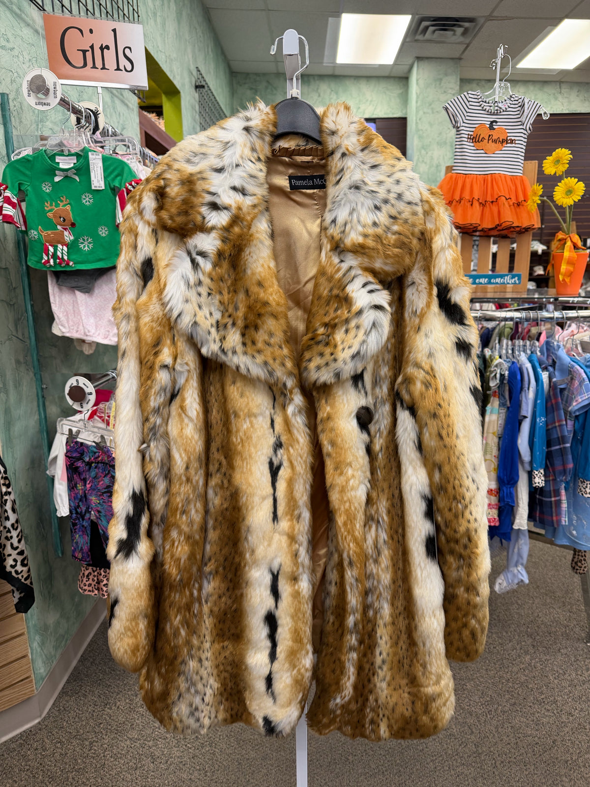 New with Tag PAMELA MCCOY Light brown Cream Size: L Designer Coat