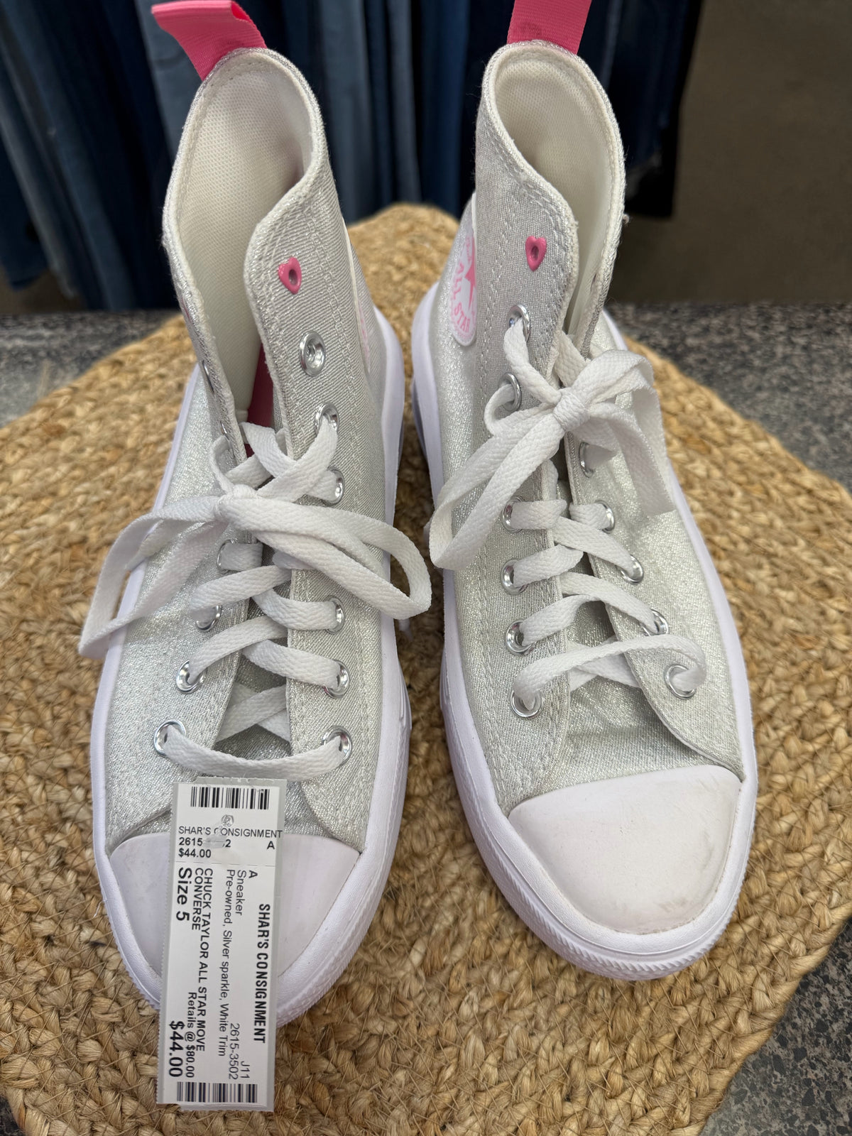 Pre-owned CONVERSE Silver sparkle White Trim Size 5 Sneaker