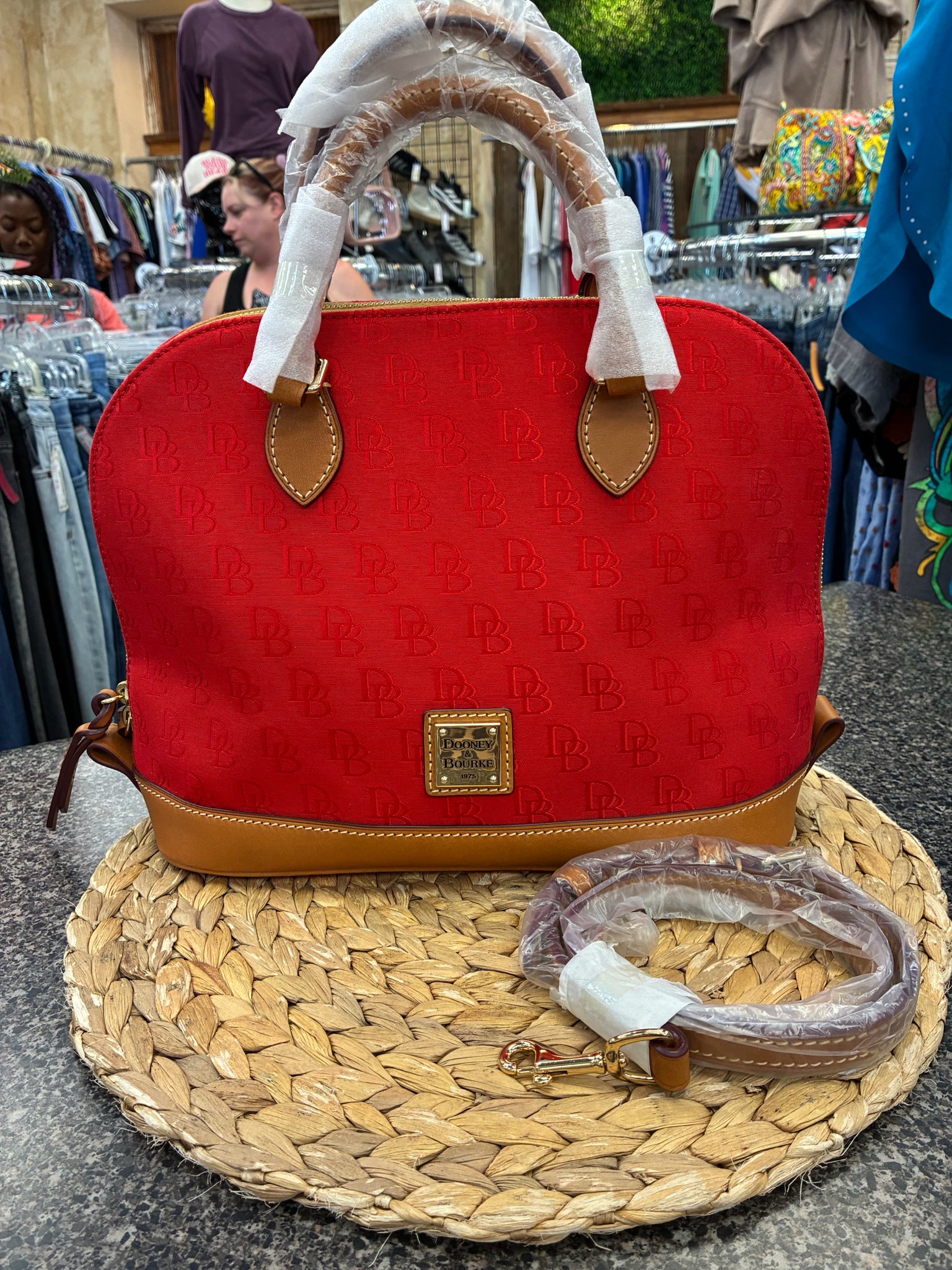 New with Tag DOONEY&BOURKE Red Brown Trim Shoulder Designer Purse