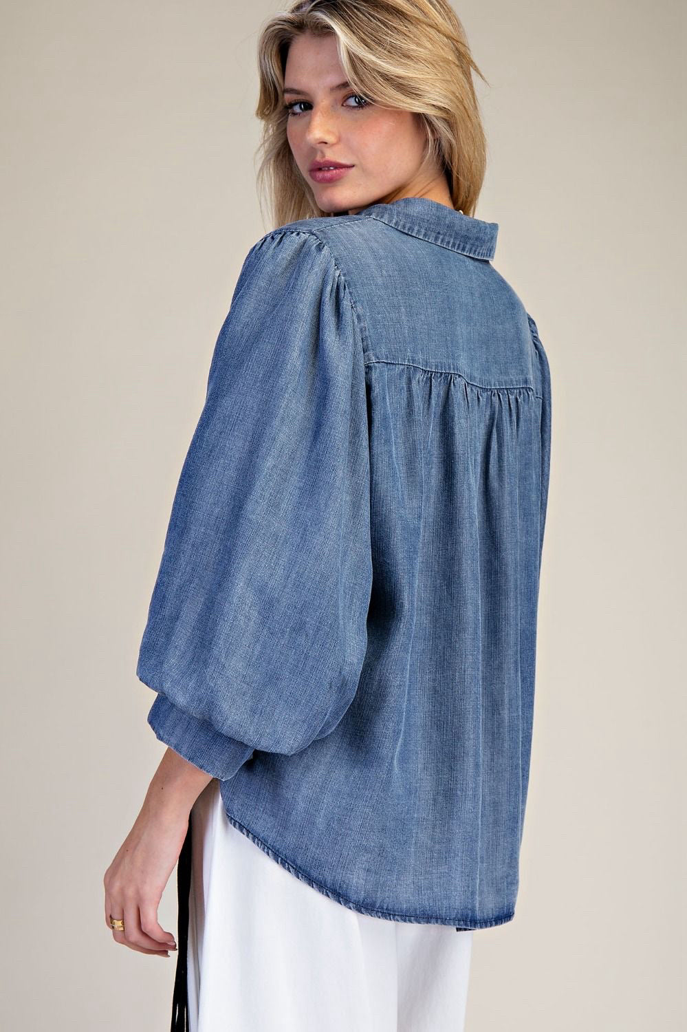New EASEL Blue Wash Quarter Sleeve Blouse