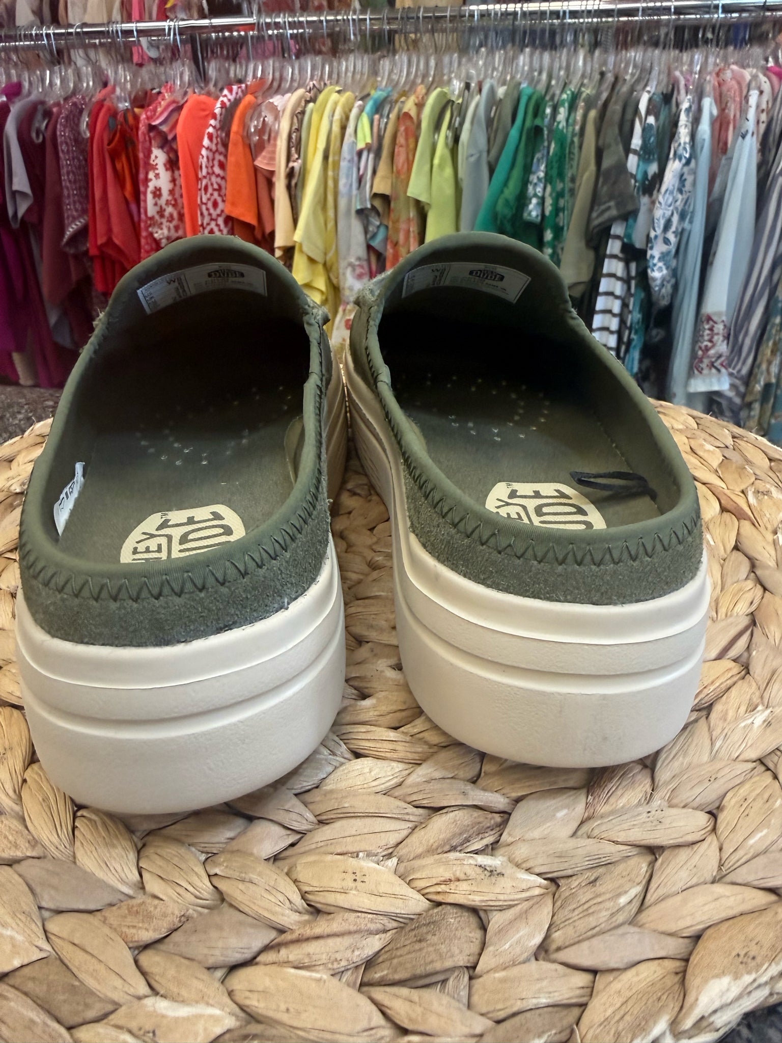 Pre-owned HEY DUDE Green Cream Trim Size 8 Shoe