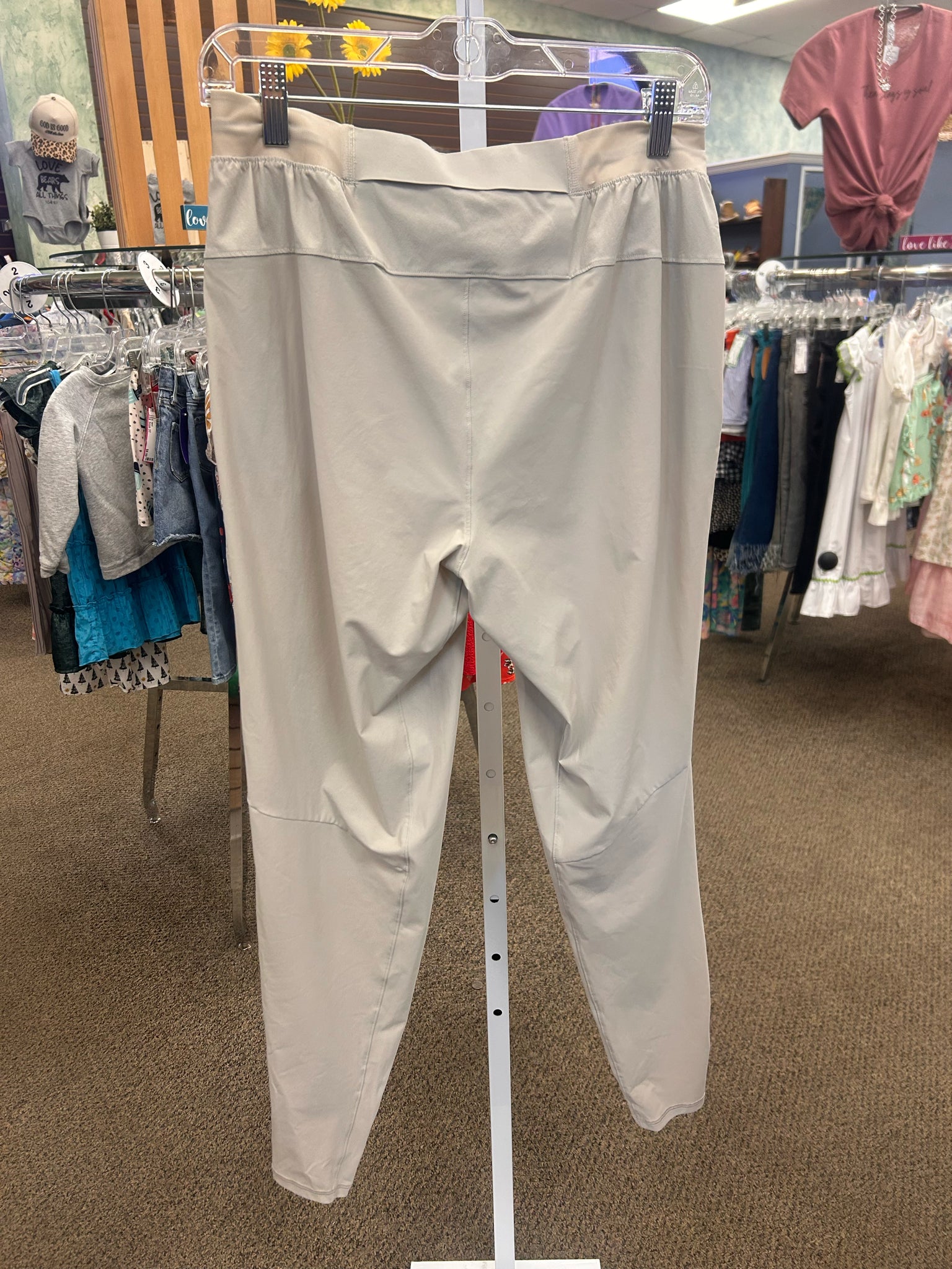 Pre-owned Lululemon Cream Mens Size 32 MENS Designer Pant