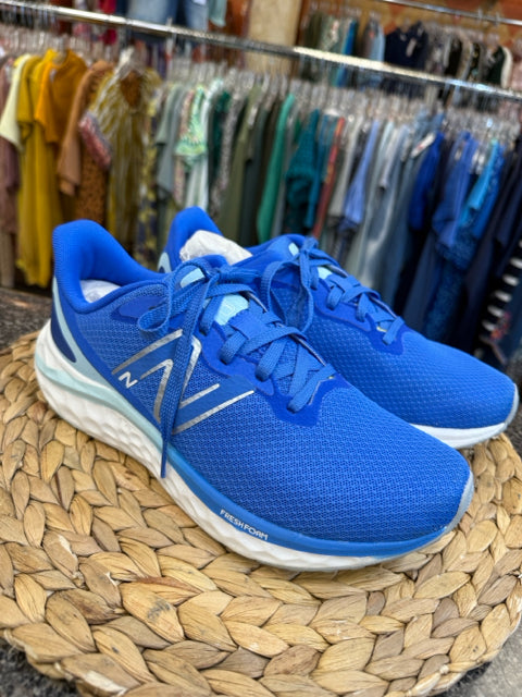 Pre-owned NEW BALANCE Royal Blue Mint Trim Size 8.5 Sneaker