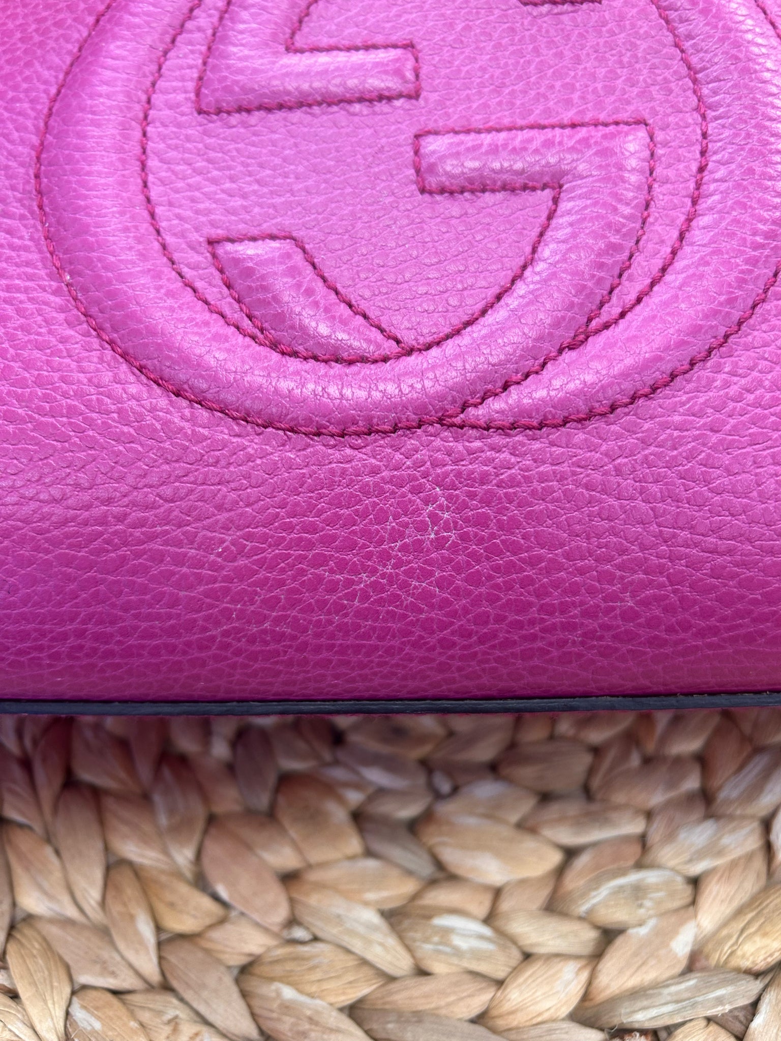 Pre-owned GUCCI Dark pink Red Trim Crossbody Designer Purse