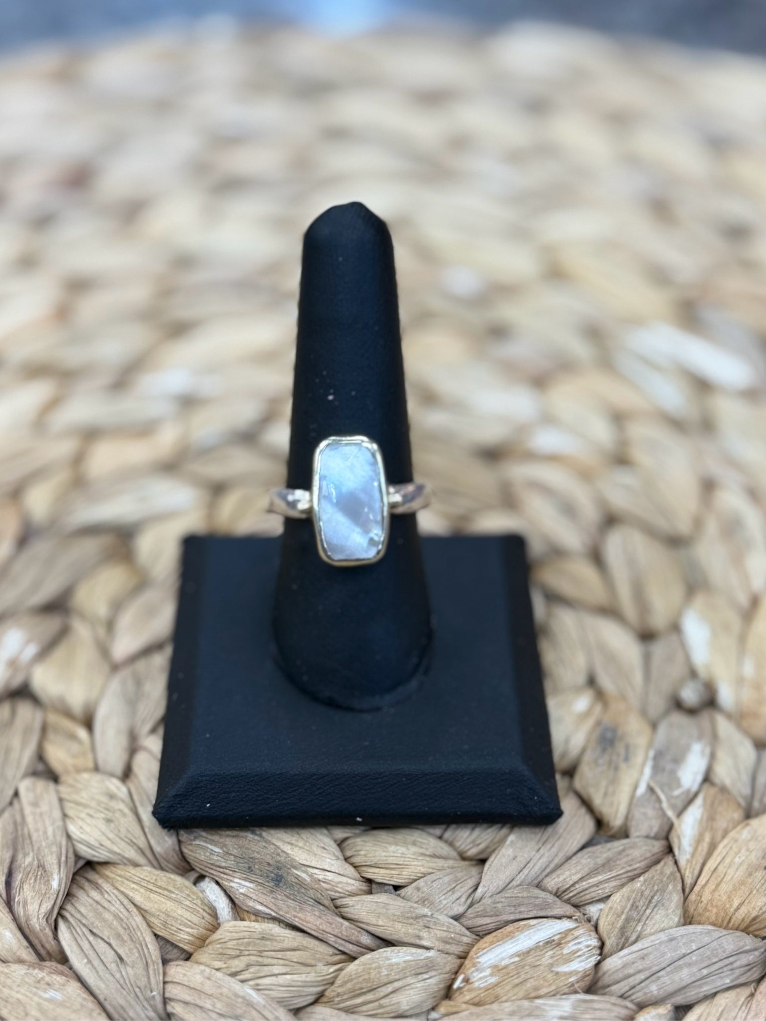 Pre-owned SUNDANCE PEARL STERLING SILVER Ring Size 8.5 Designer Ring