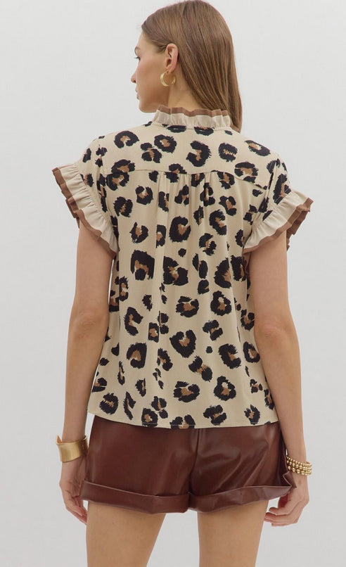 New ENTRO Tan animal Black Size S Short Sleeve Blouse