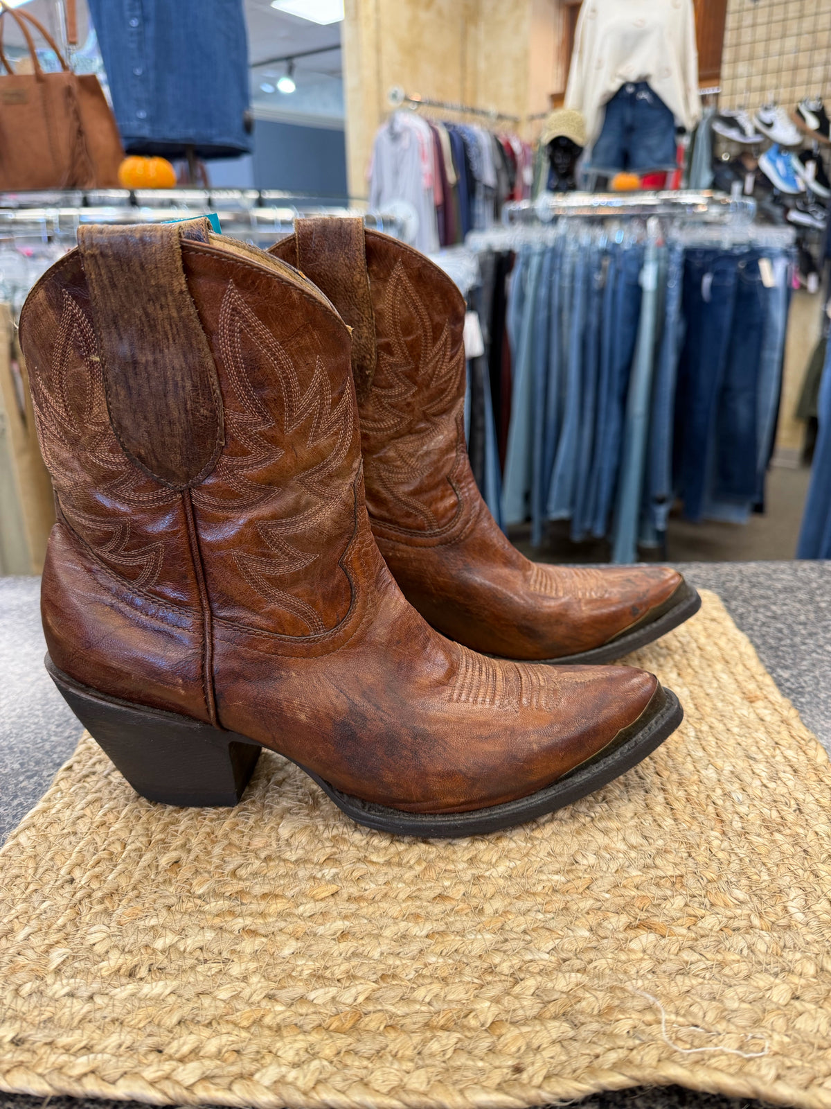 Pre-owned Idyllwind Dark brown Size 8.5 Designer Boot