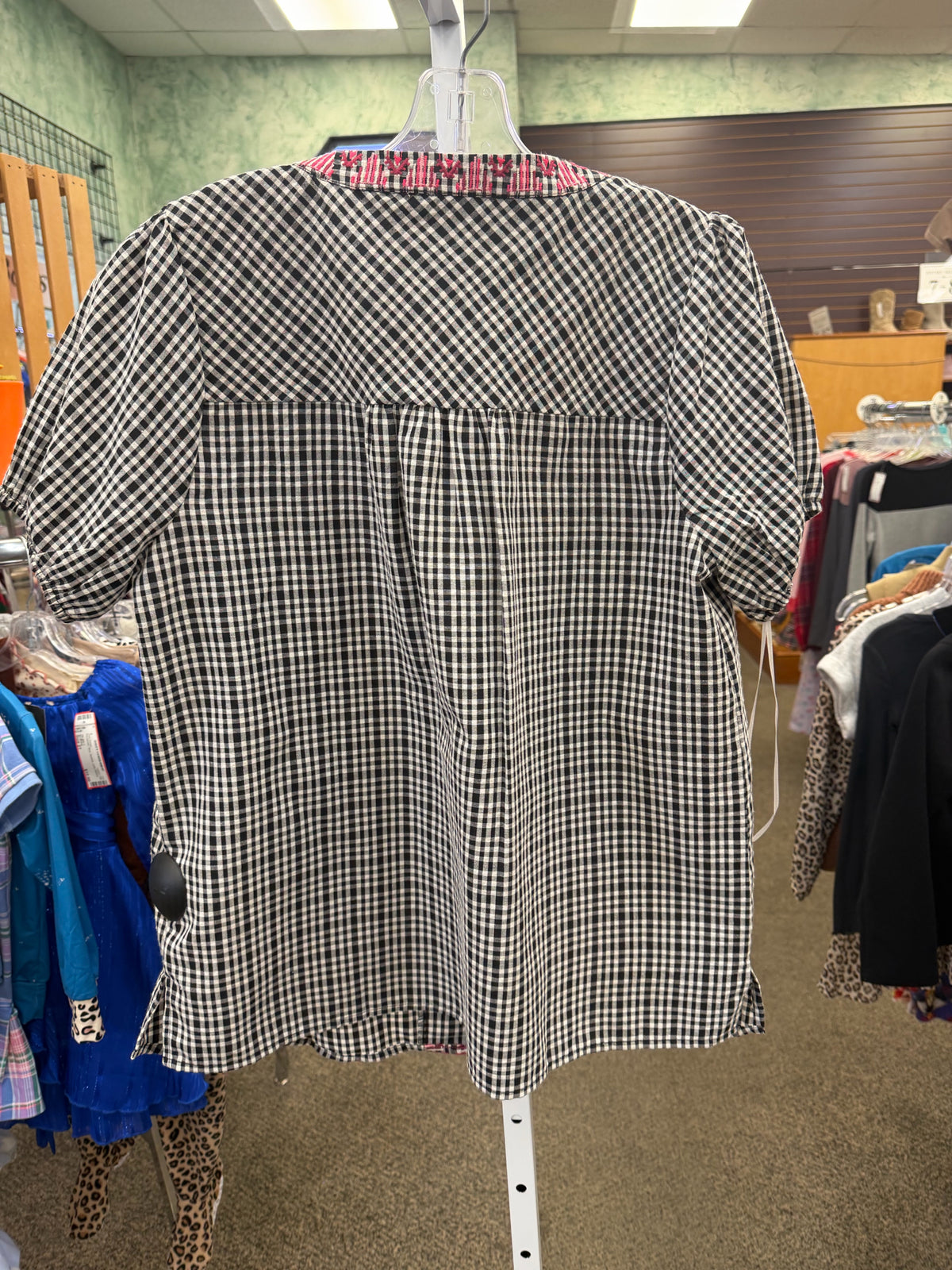 Pre-owned SAVANNA JANE Black plaid Teal Floral Size: S Short Sleeve Blouse