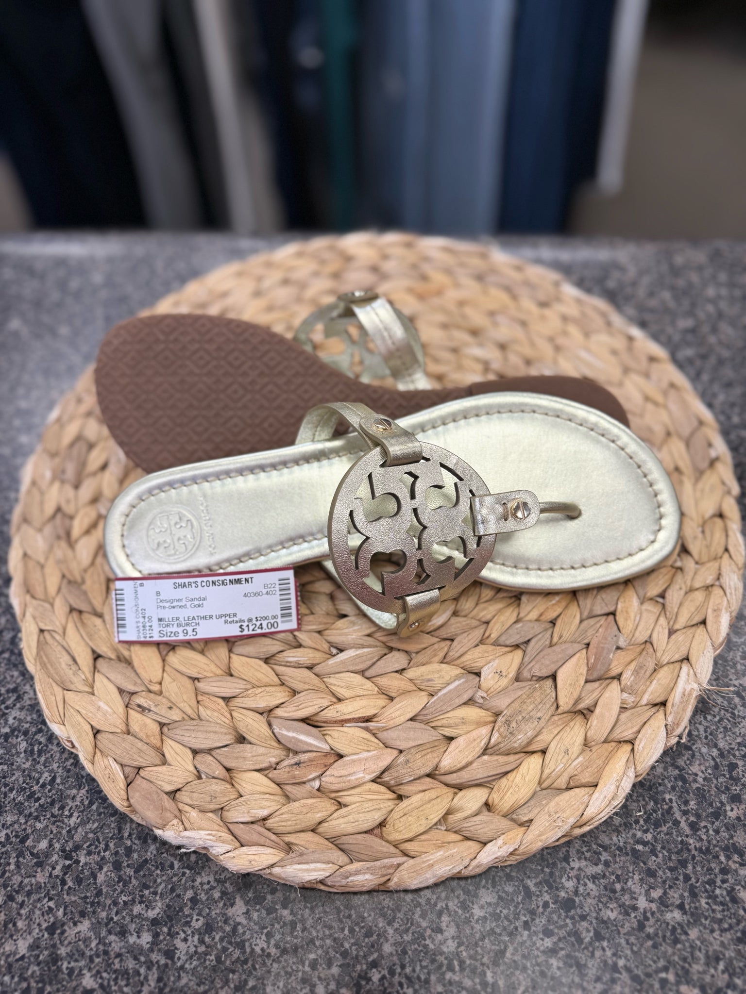 Pre-owned TORY BURCH Gold Size 9.5 Designer Sandal