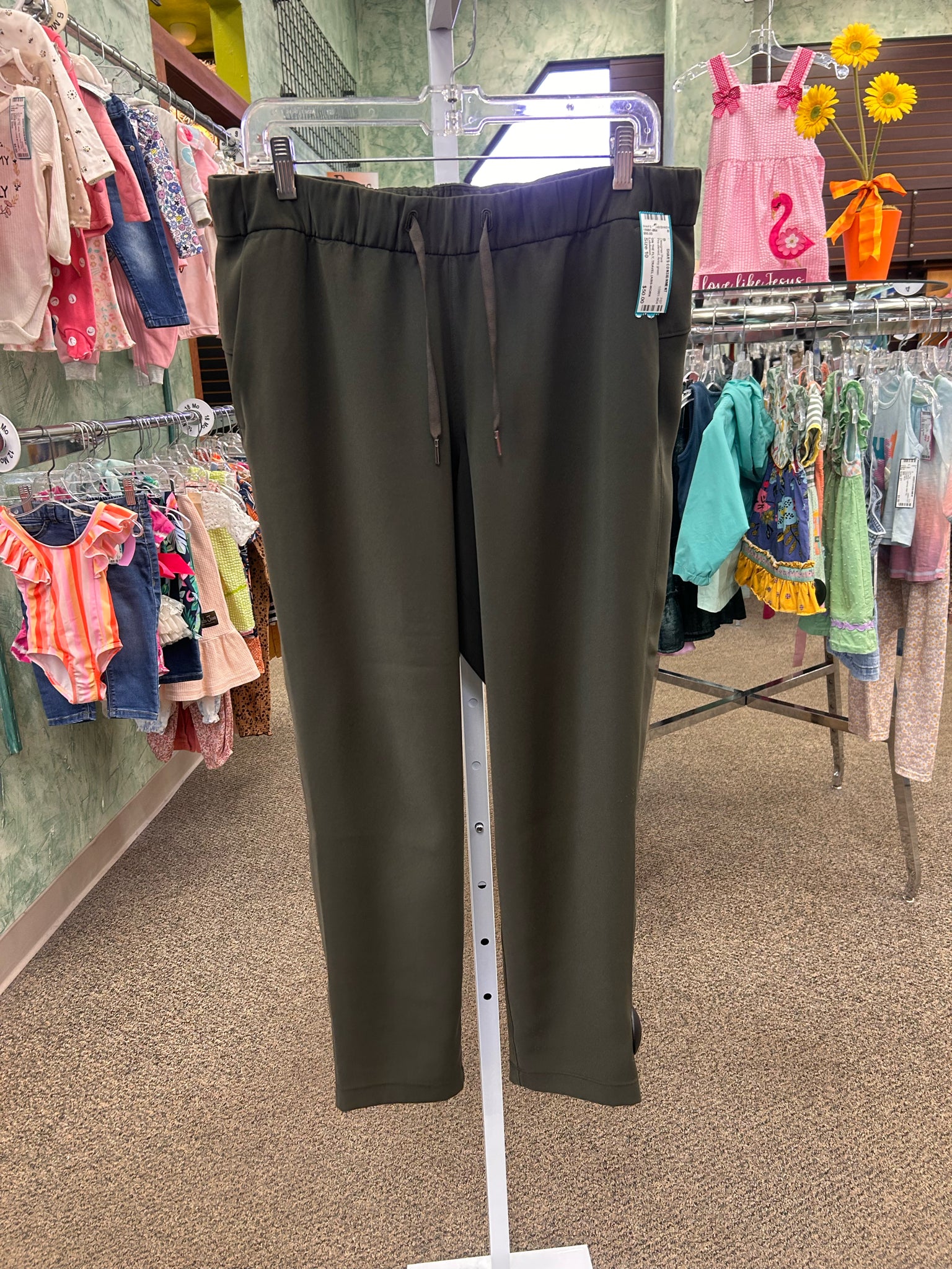 Pre-owned Lululemon Army green Size: 10 Designer Pant