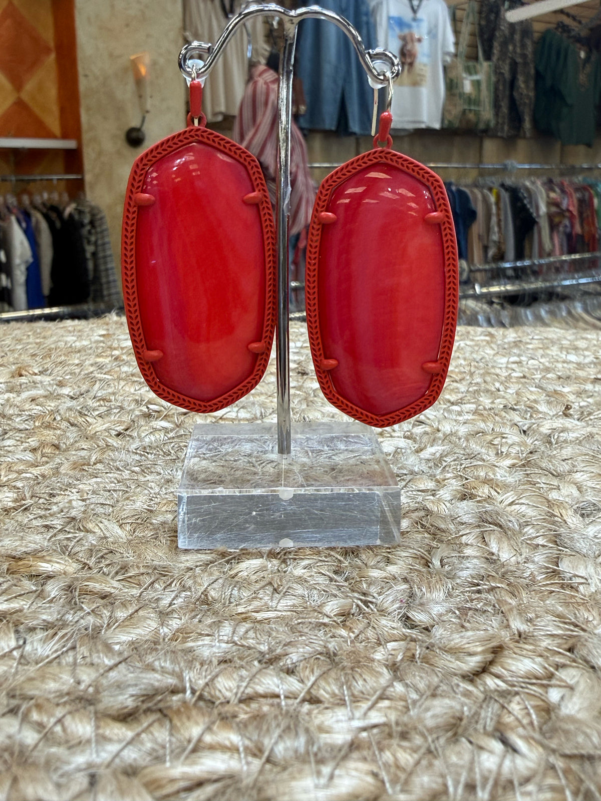 Pre-owned KENDRA SCOTT Dark pink Designer Earring