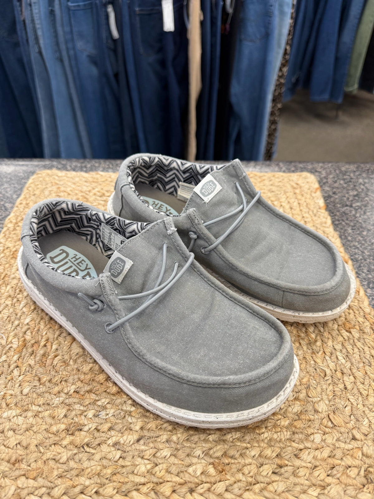 Pre-owned HEY DUDE Light gray Size 5 Shoe