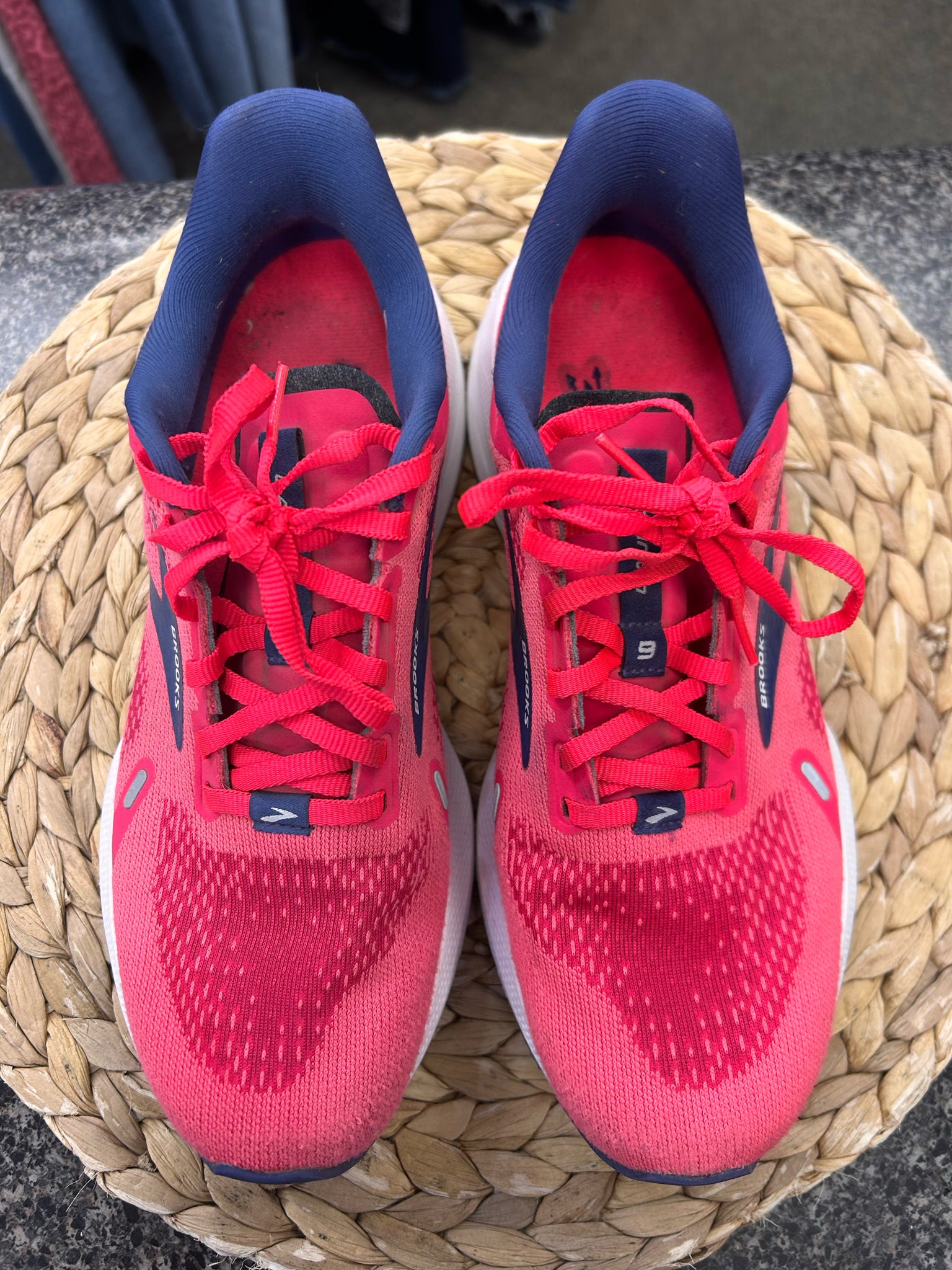 Pre-owned ADIDAS Pink Blue Trim Size 7.5 Designer Sneaker