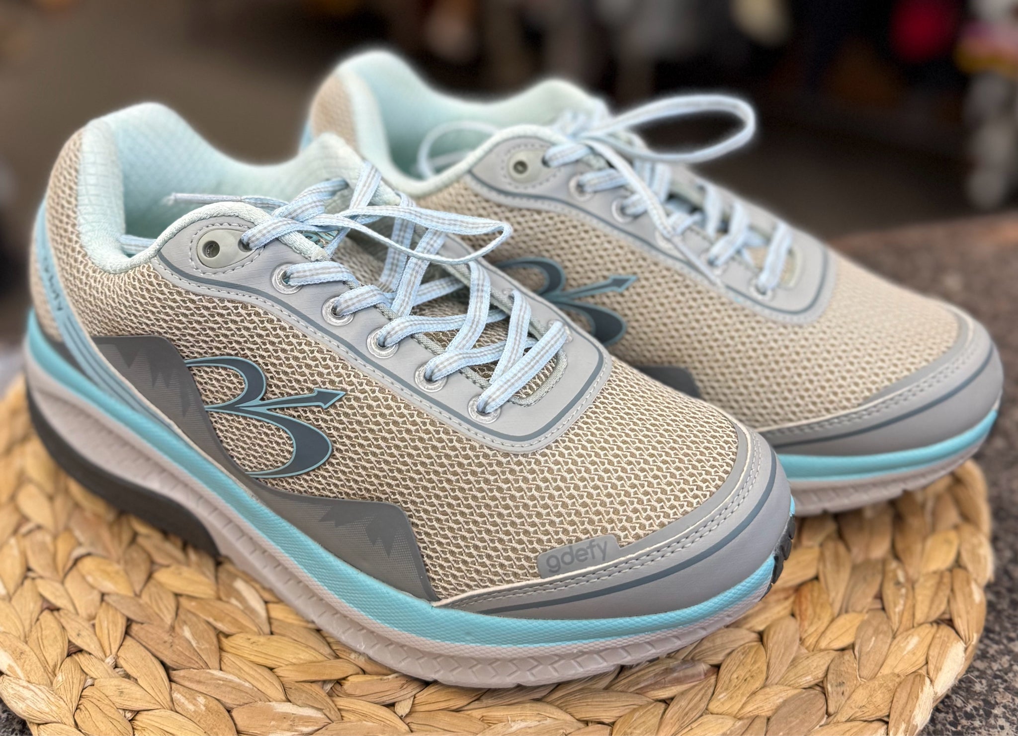 Pre-owned gdefy Gray Light Blue Trim Size 9 Designer Sneaker