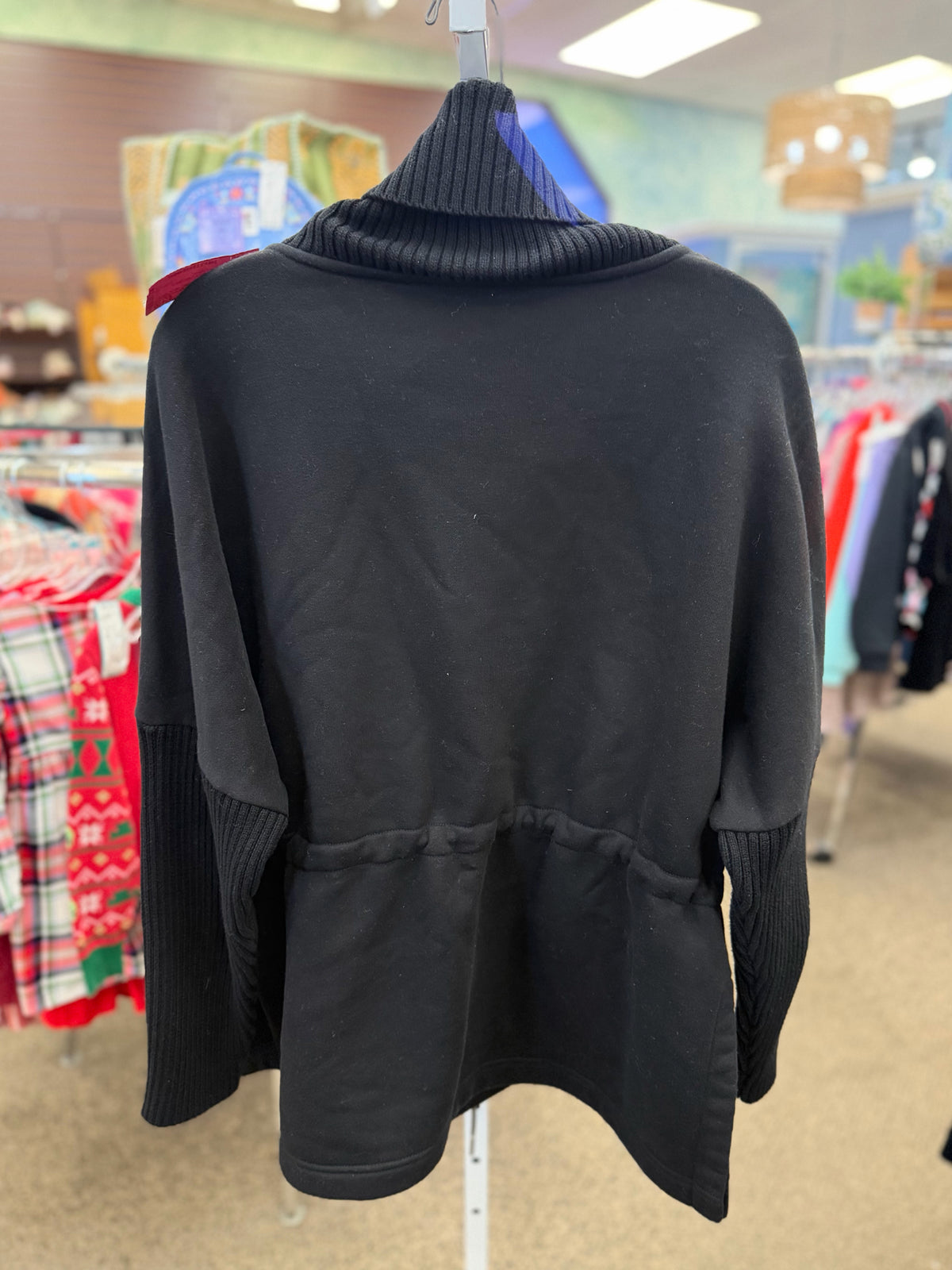Pre-owned VARLEY Black Size: M/L Long Sleeve Designer Pullover