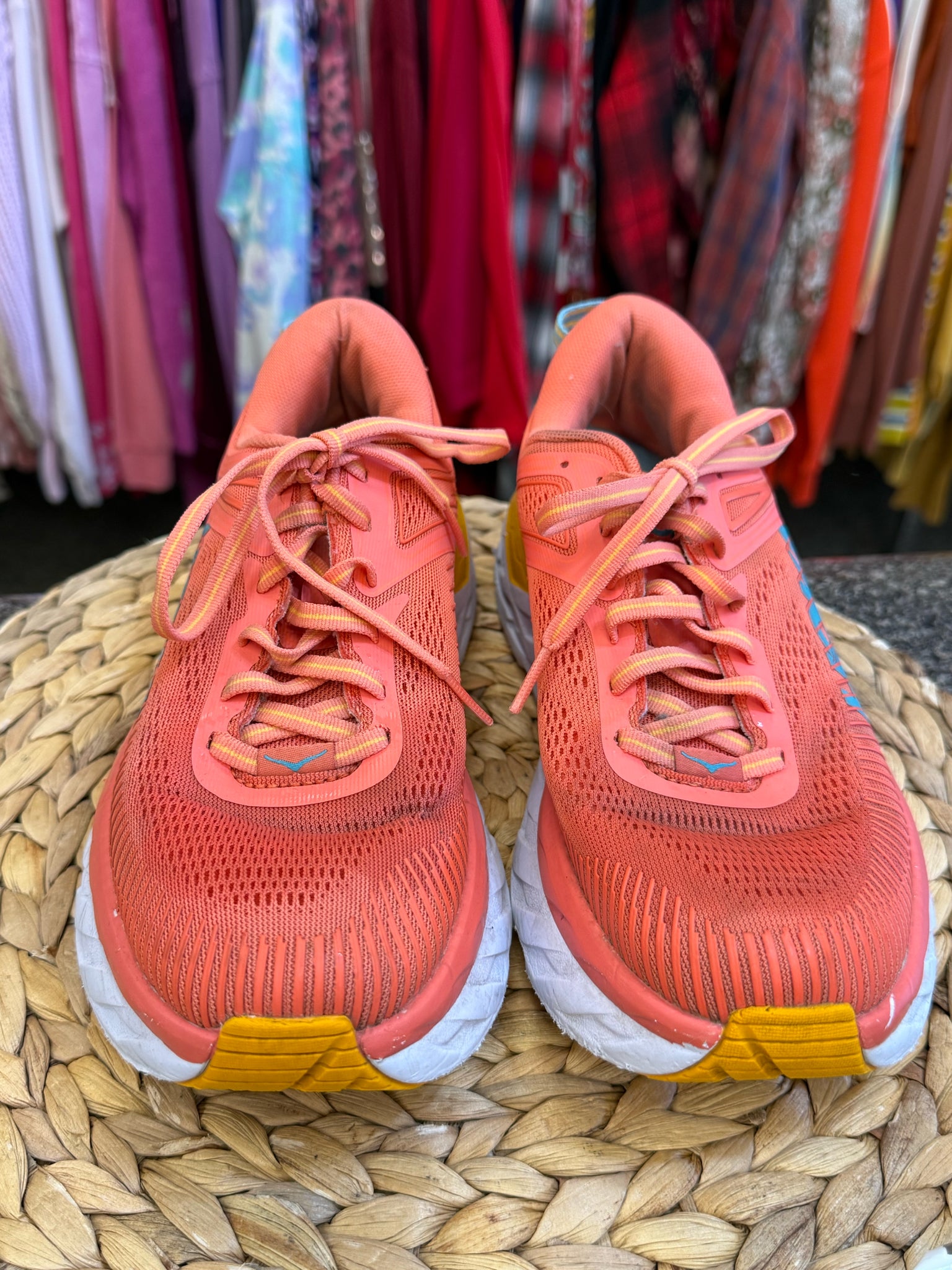 Pre-owned HOKA Coral Turquoise Size 7.5 Designer Sneaker