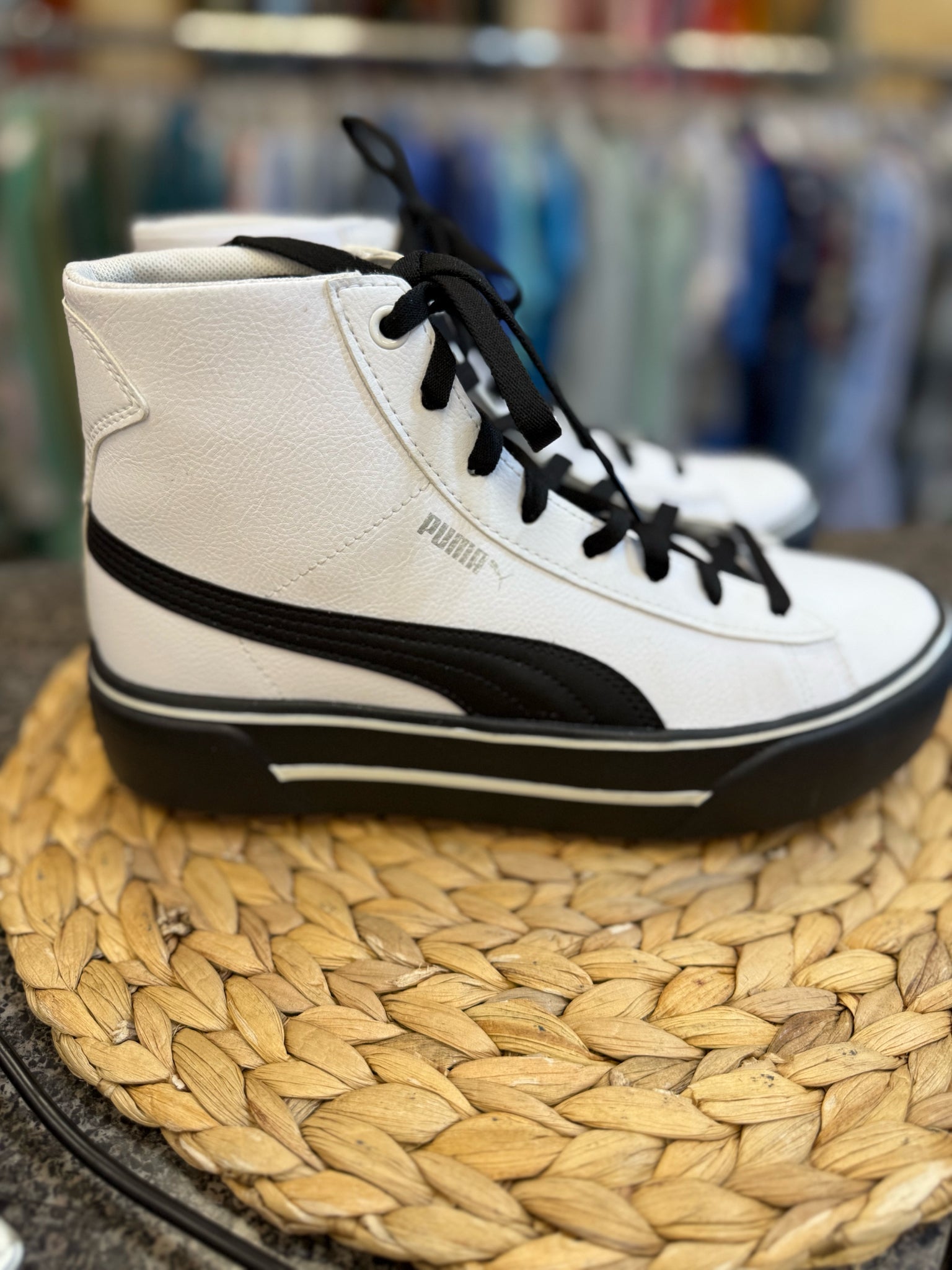 Pre-owned PUMA White Black Size 9.5 Sneaker