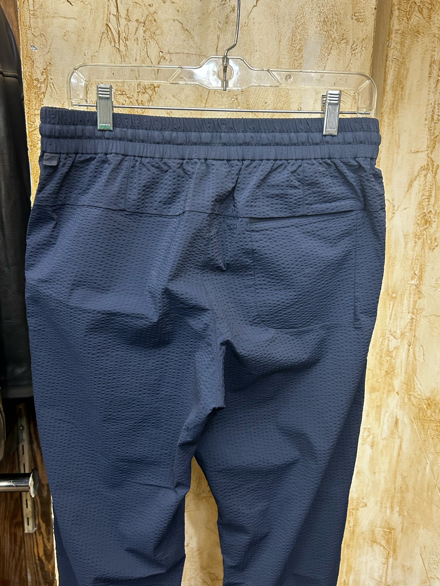 Pre-owned Lululemon Navy Mens Size 32 Mens Pant