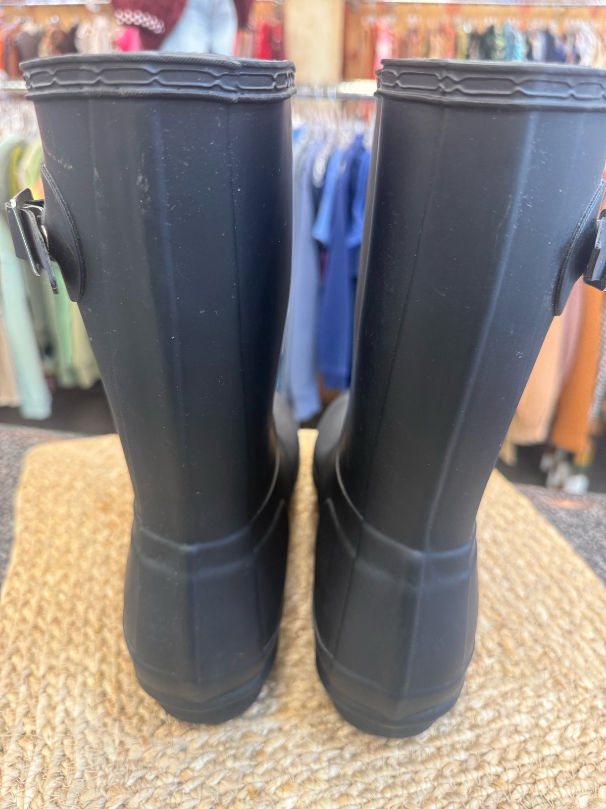 Pre-owned Hunter Black Size 10 Designer Boot