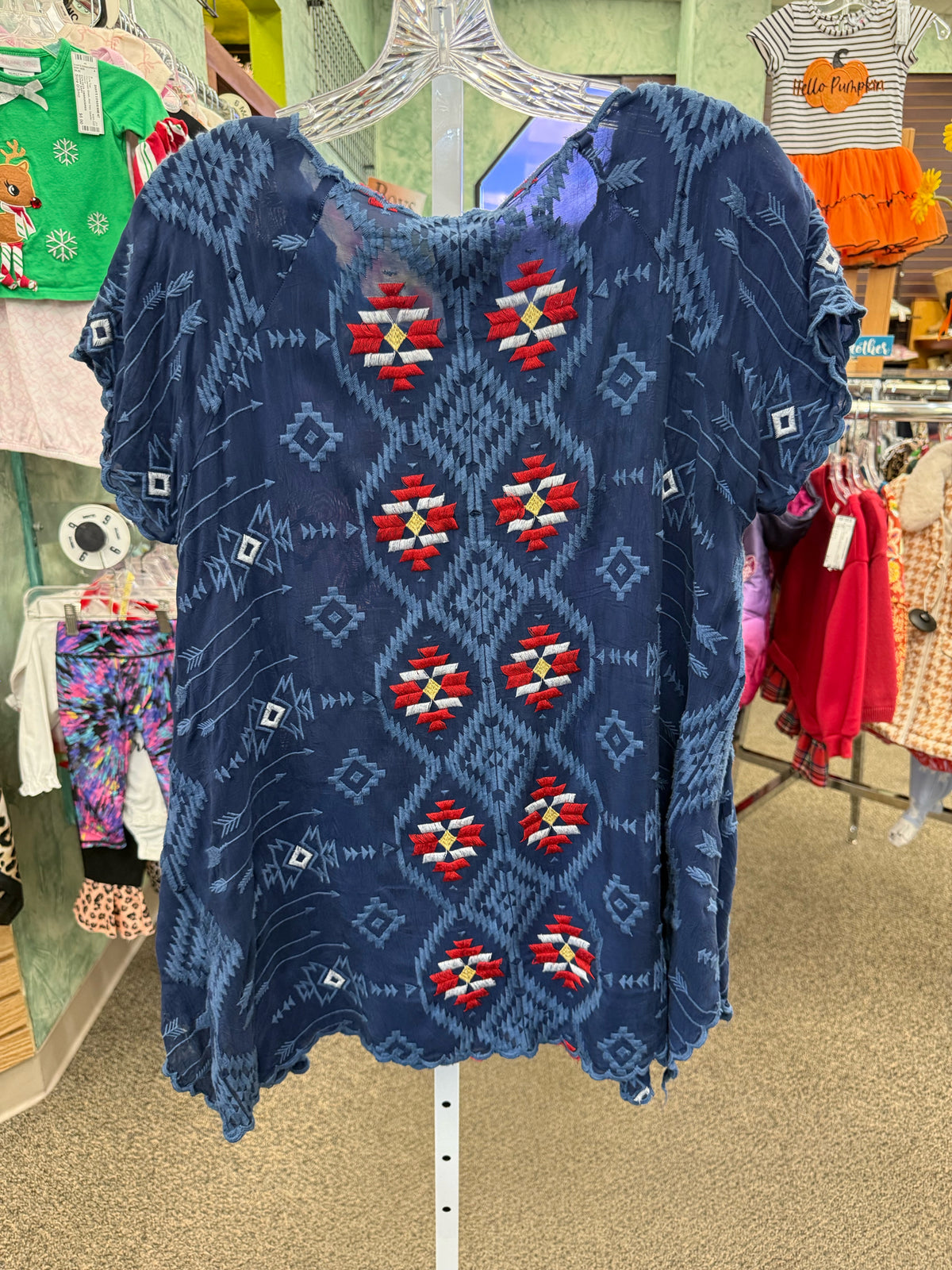Pre-owned JOHNNY WAS Navy Light Blue Print Size: S Short Sleeve Blouse