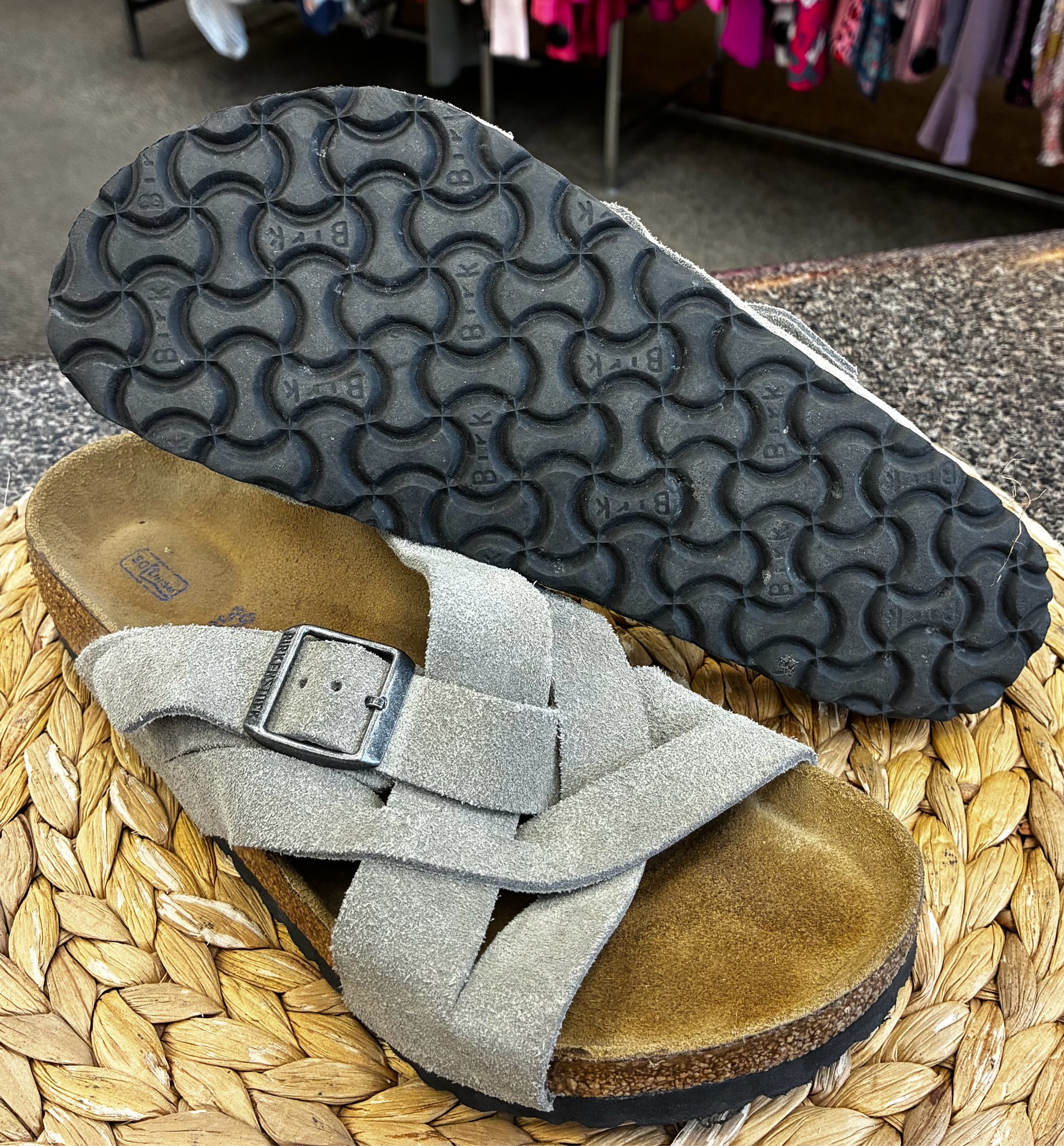 Pre-owned BIRKENSTOCK Light gray Size 7.5 Designer Sandal