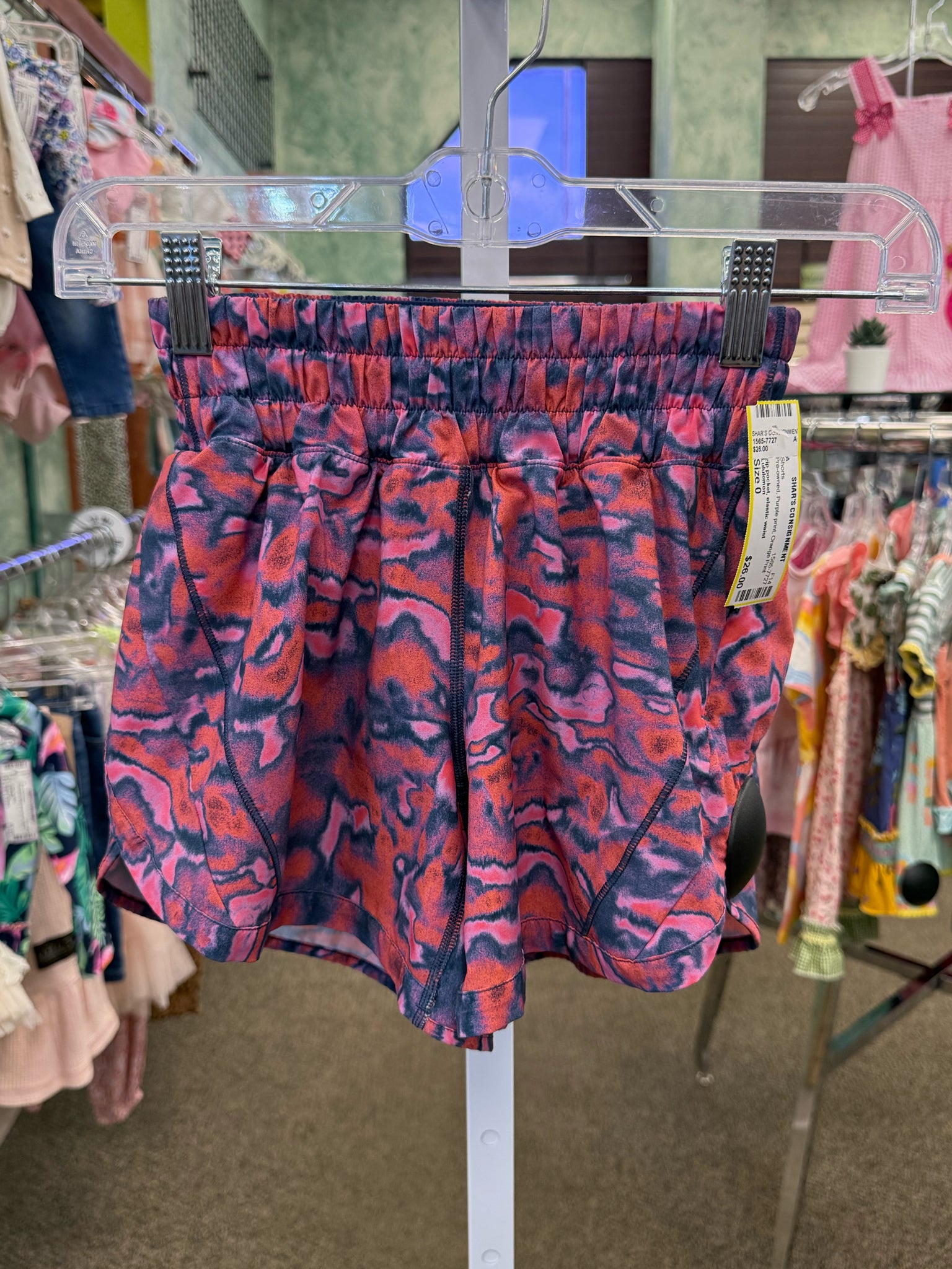 Pre-owned Lululemon Purple print Orange Print Size 0 Shorts