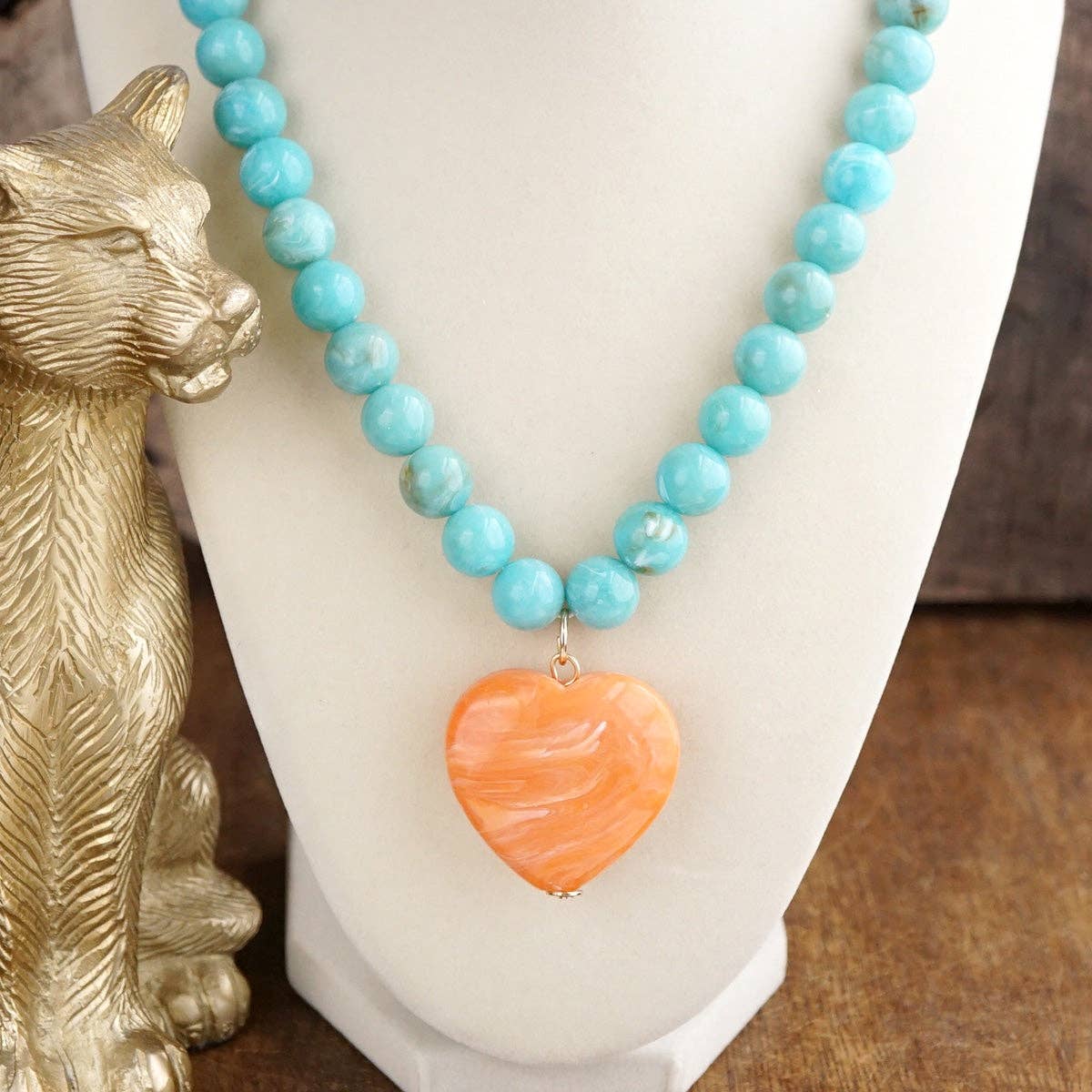 Chunky Statement Necklace – Chunky Beaded Heart Pendant Necklace: Turquoise