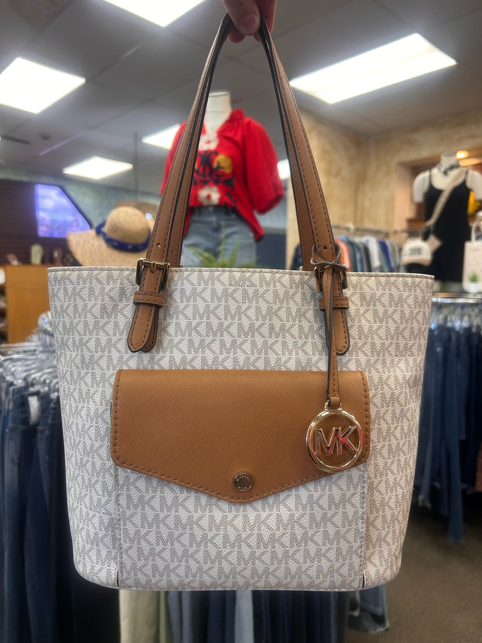 Pre-owned MICHAEL KORS Cream Tan Trim Shoulder Designer Purse