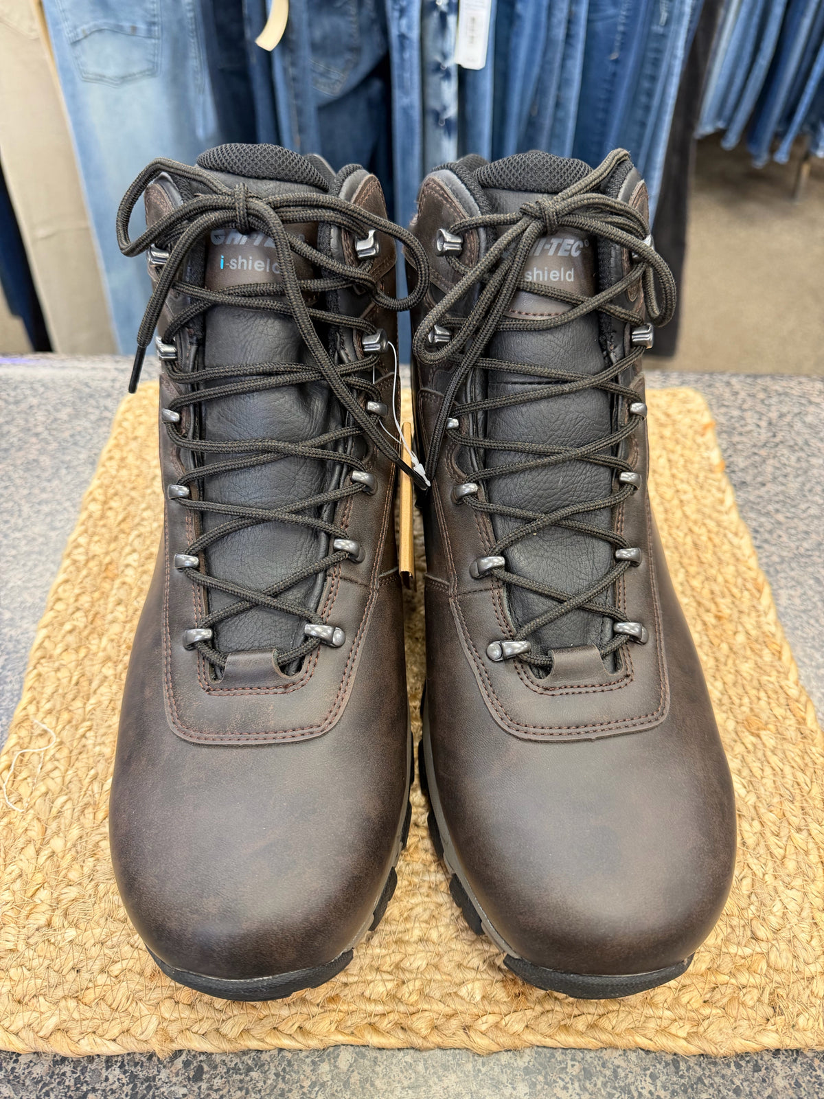 New with Tag Hi-Tec Dark brown SHOE SIZE 15 Mens Boots