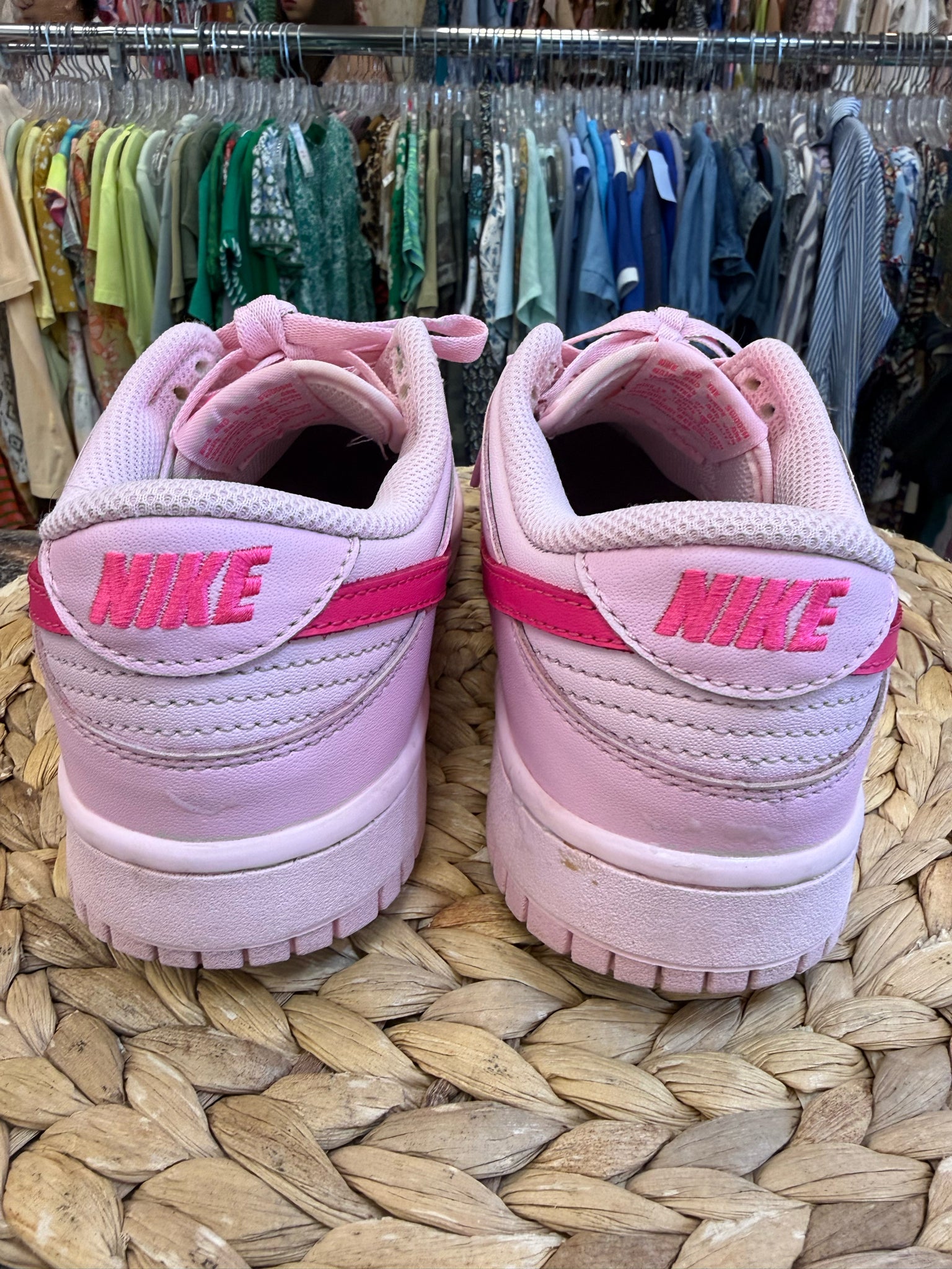 Pre-owned NIKE Pink Hot Pink Trim Size 9.5 Sneaker